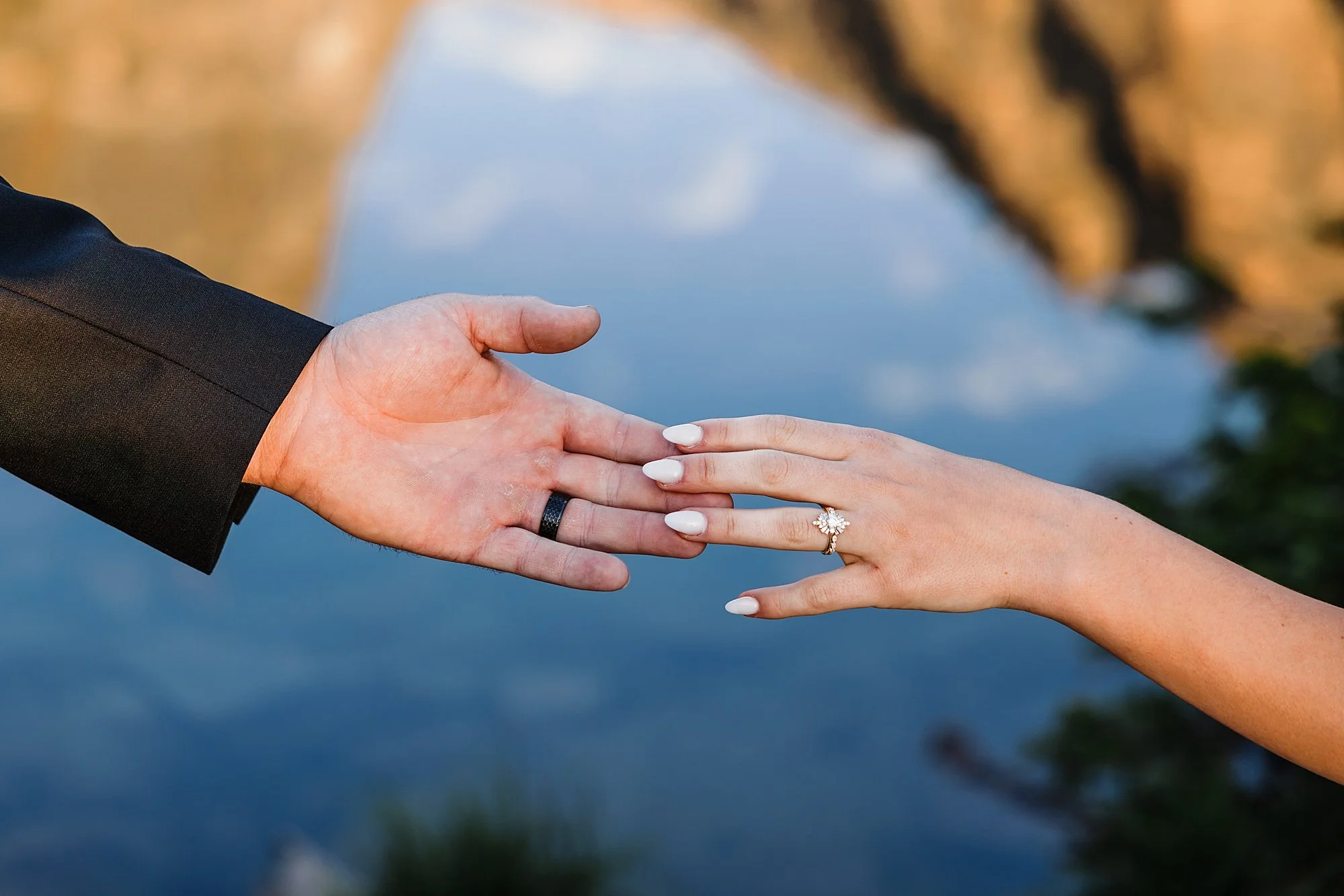 Moraine-Park-Amphitheater-Wedding-in-Rocky-Mountain-National-Park_0026.jpg