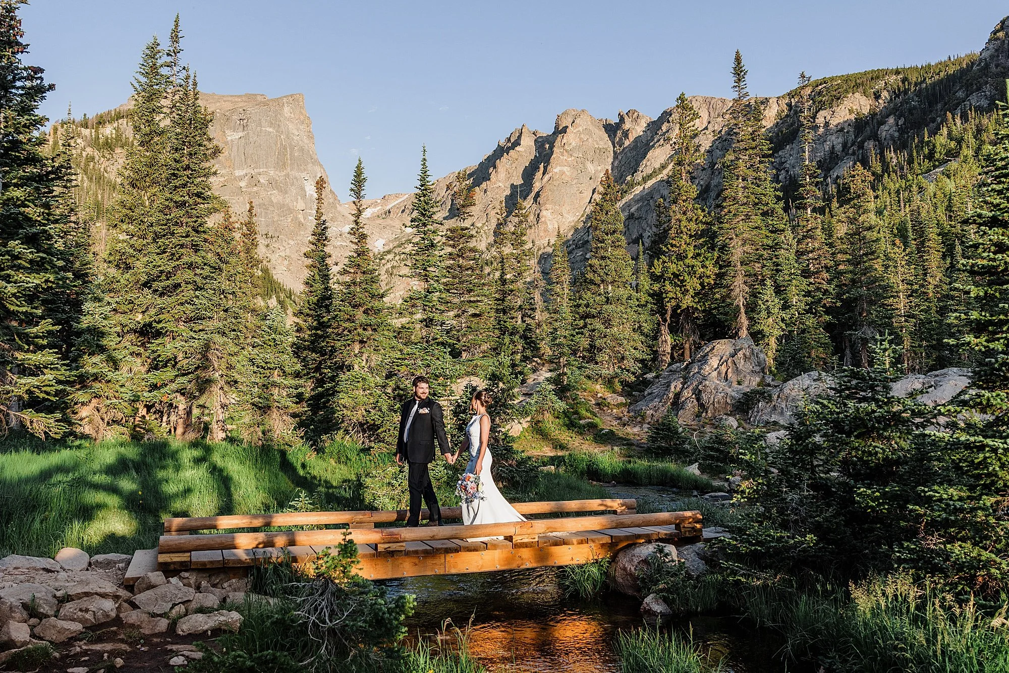 Moraine-Park-Amphitheater-Wedding-in-Rocky-Mountain-National-Park_0028.jpg