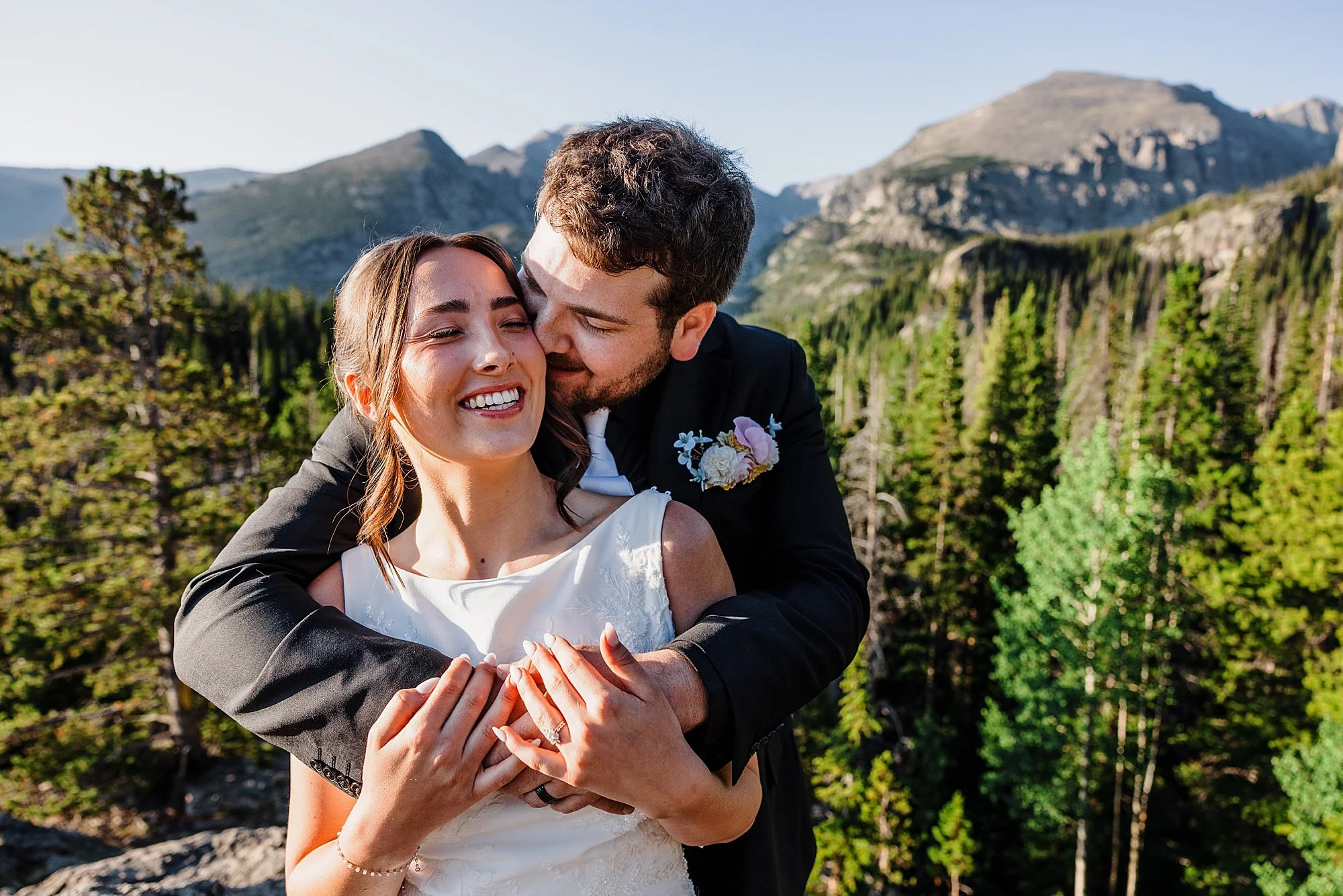 Moraine-Park-Amphitheater-Wedding-in-Rocky-Mountain-National-Park_0033.jpg