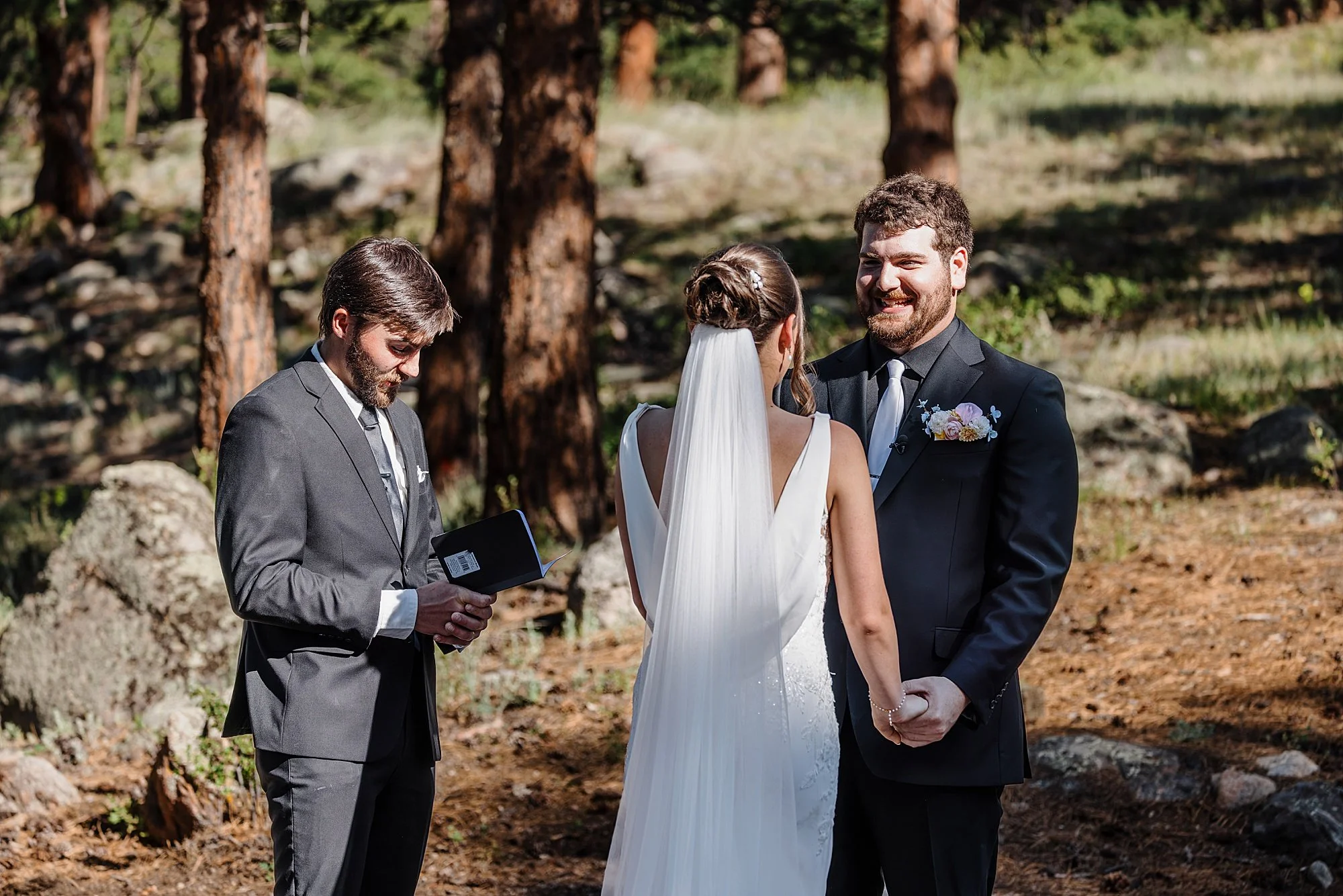 Moraine-Park-Amphitheater-Wedding-in-Rocky-Mountain-National-Park_0043.jpg