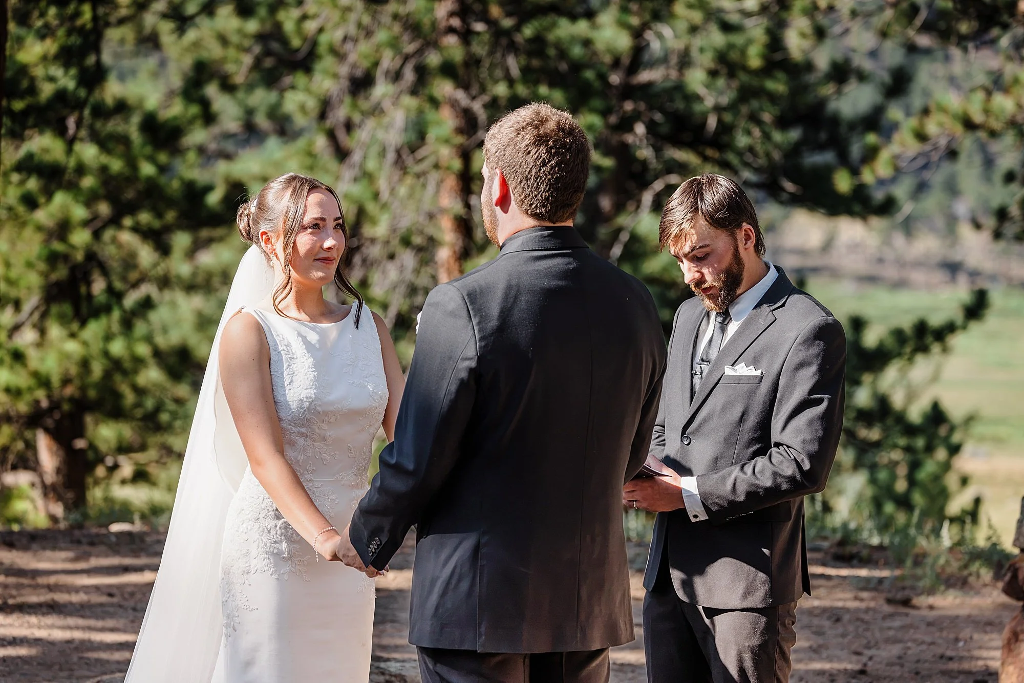 Moraine-Park-Amphitheater-Wedding-in-Rocky-Mountain-National-Park_0045.jpg