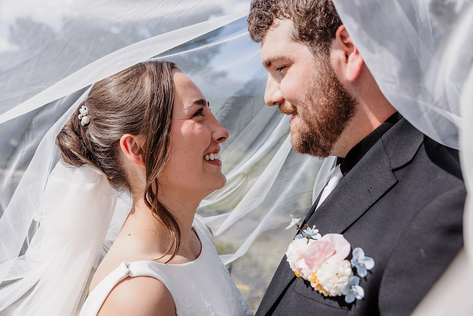 Moraine-Park-Amphitheater-Wedding-in-Rocky-Mountain-National-Park_0061.jpg