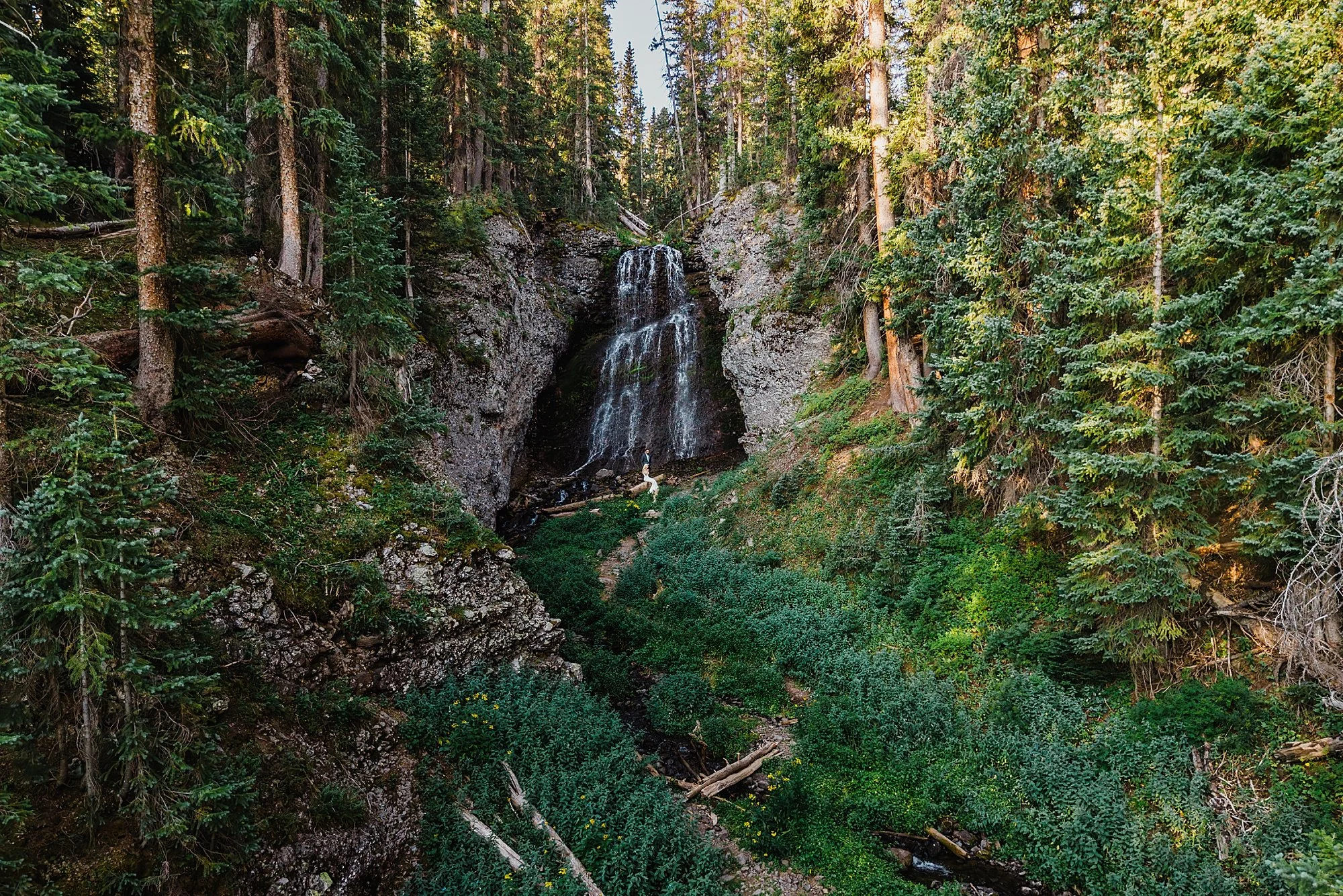 Ouray-Colorado-Elopement-Off-Road-and-Waterfalls_0033.jpg