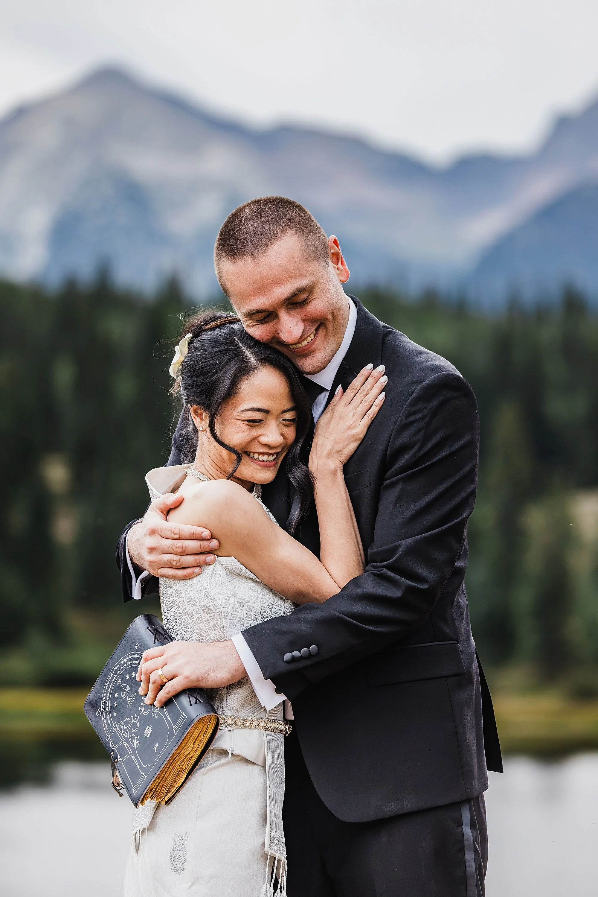 2-day-elopement-in-colorados-san-juan-mountains_0032.jpg