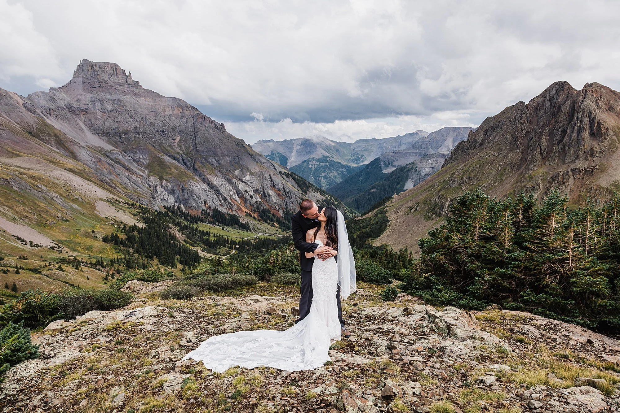 2-day-elopement-in-colorados-san-juan-mountains_0070.jpg
