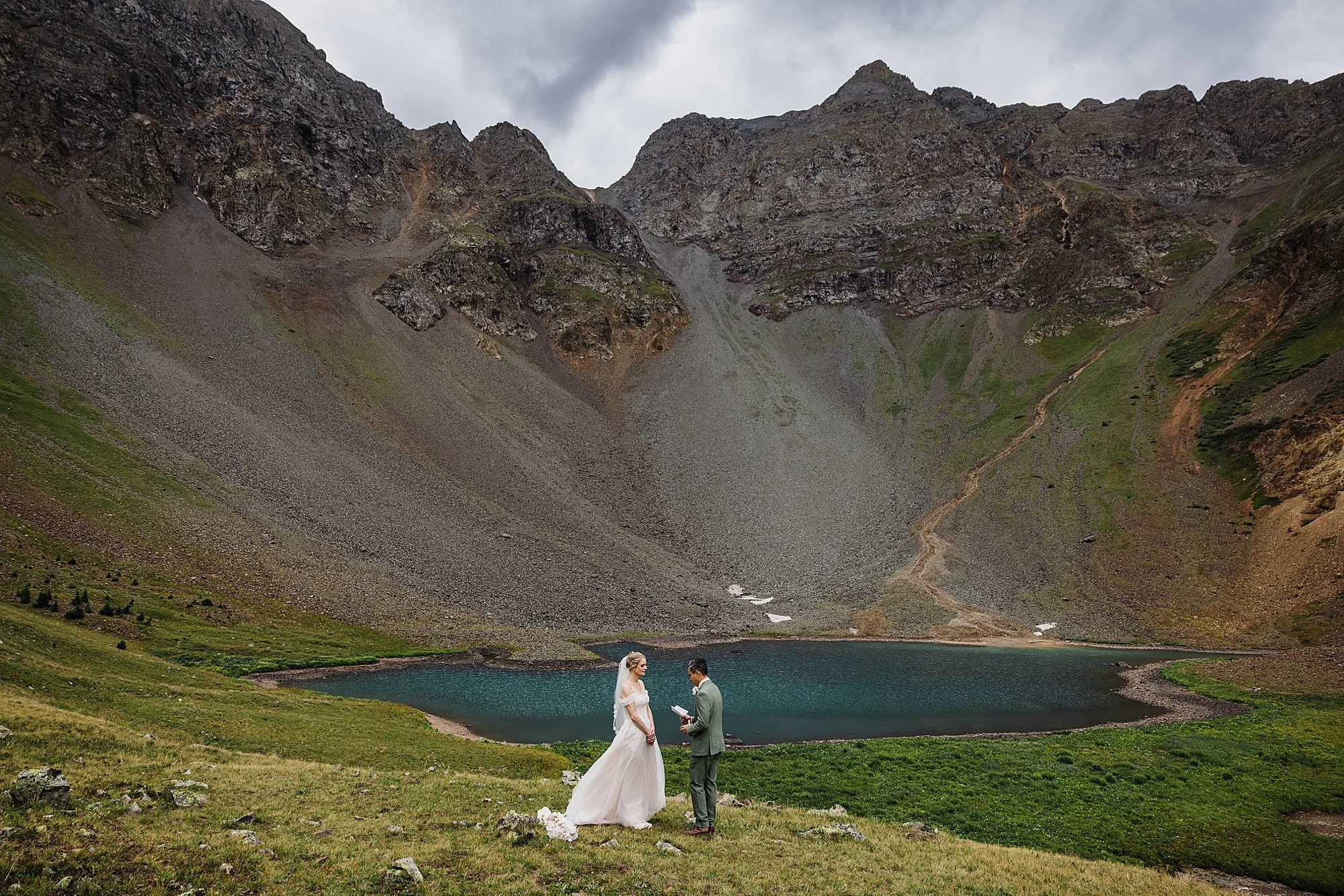 Adventure-Elopement-in-Ouray-Colorado-008.jpg