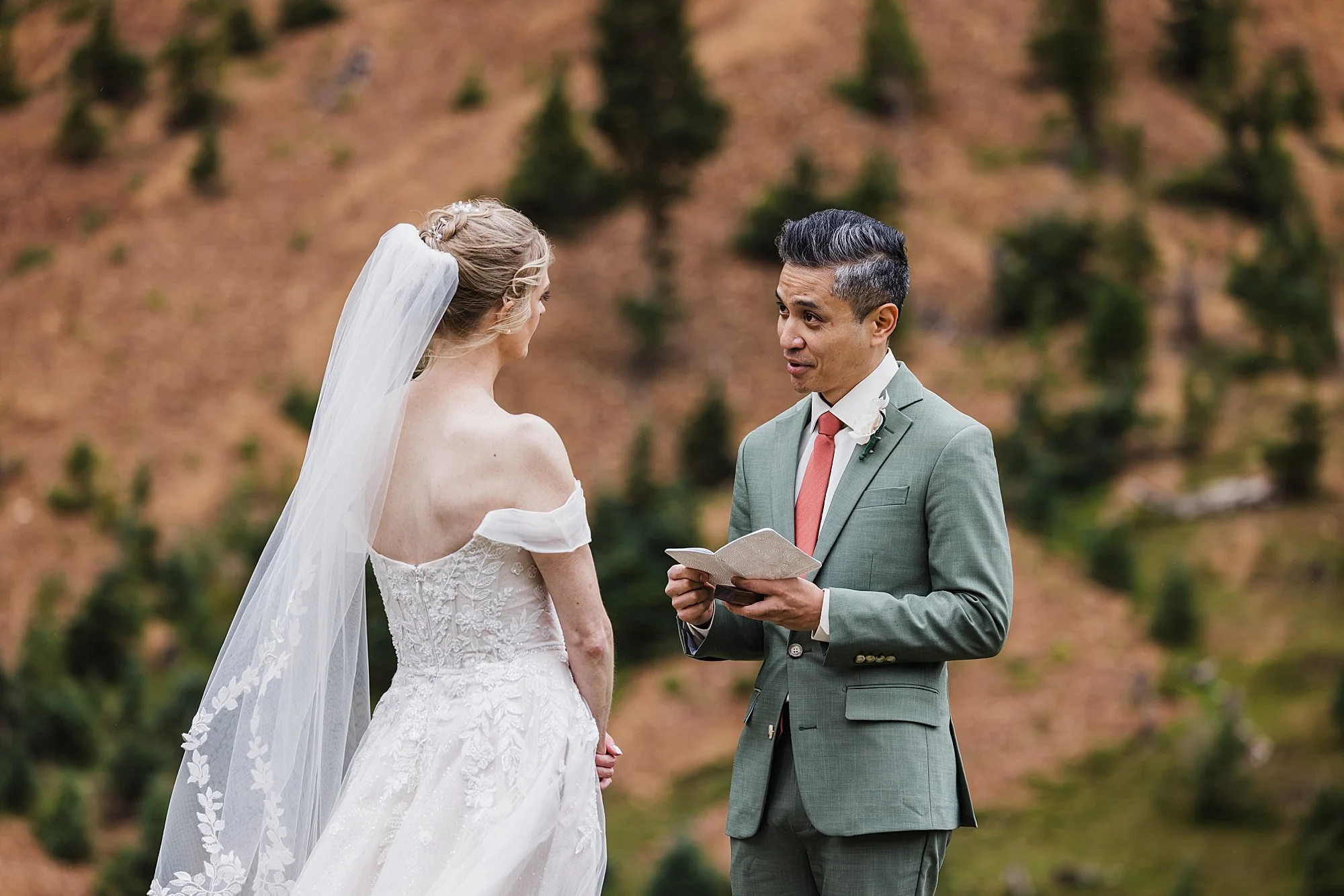 Adventure-Elopement-in-Ouray-Colorado-010.jpg