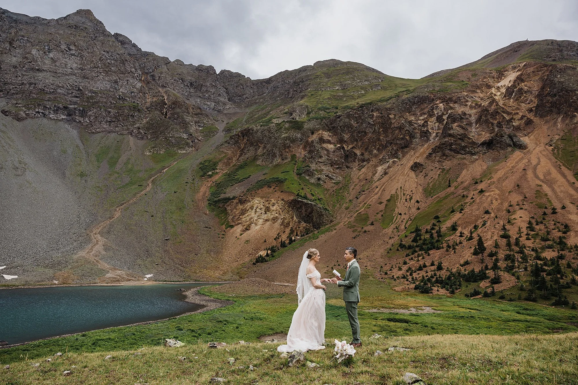 Adventure-Elopement-in-Ouray-Colorado-017.jpg