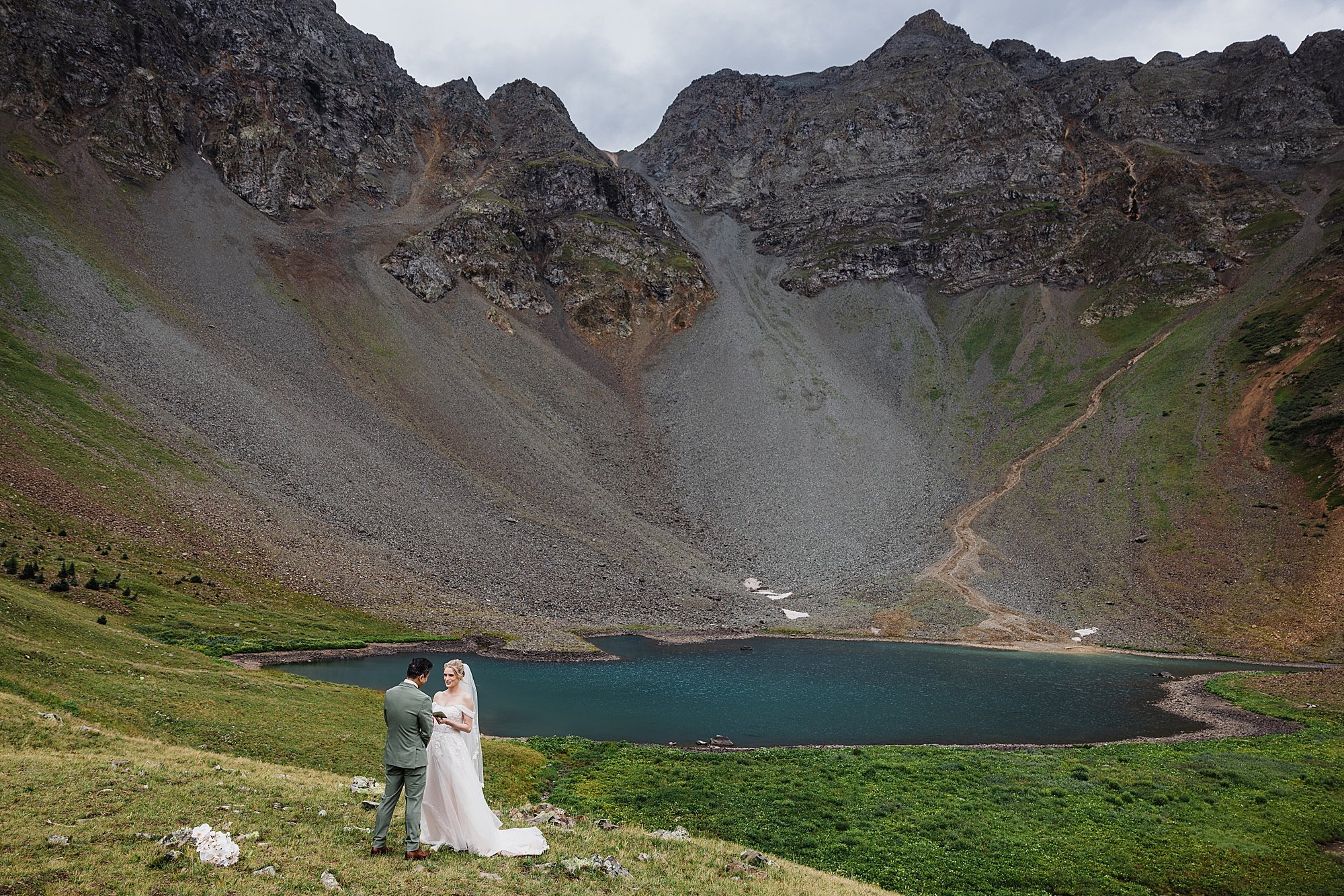Adventure-Elopement-in-Ouray-Colorado-021.jpg