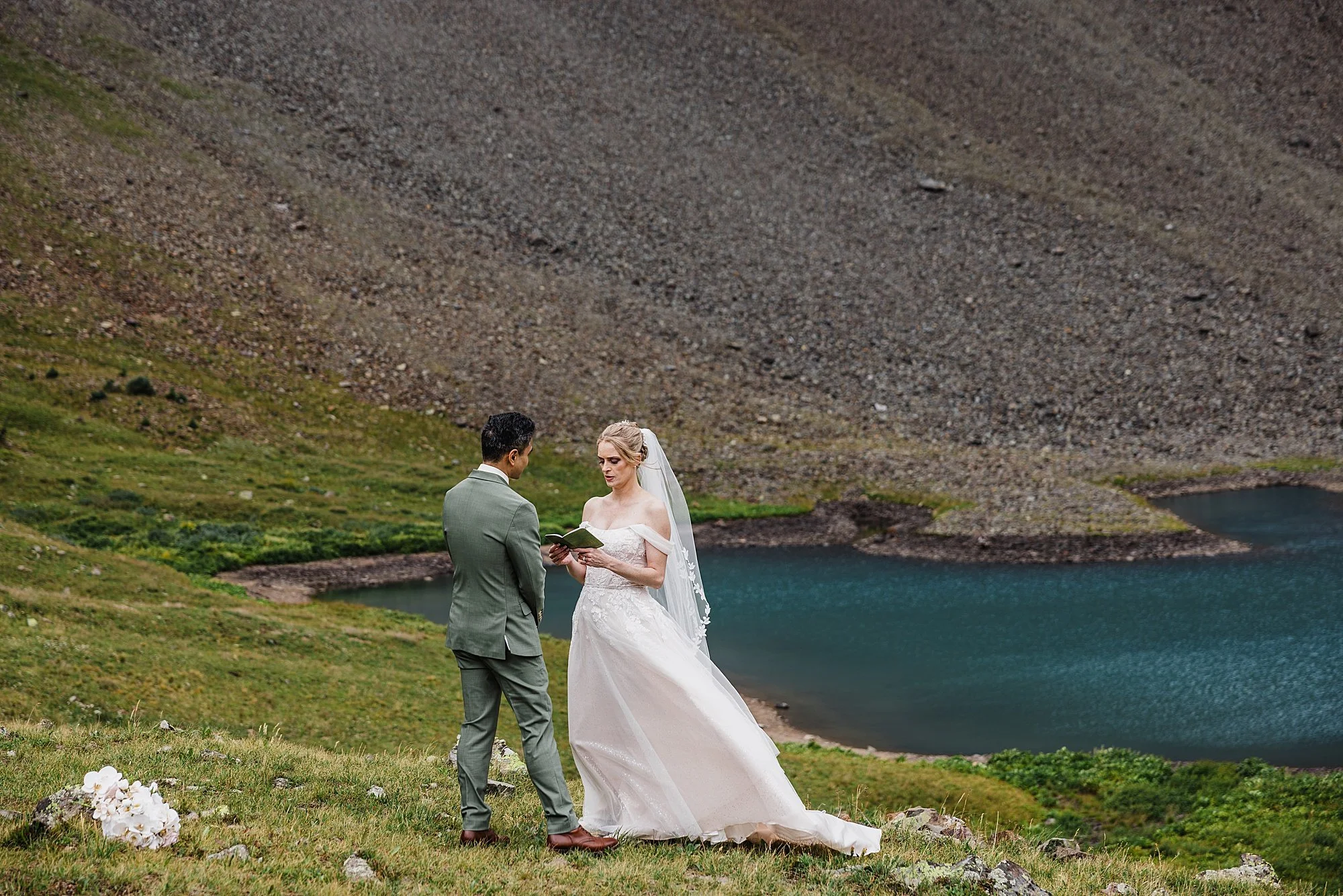 Adventure-Elopement-in-Ouray-Colorado-024.jpg