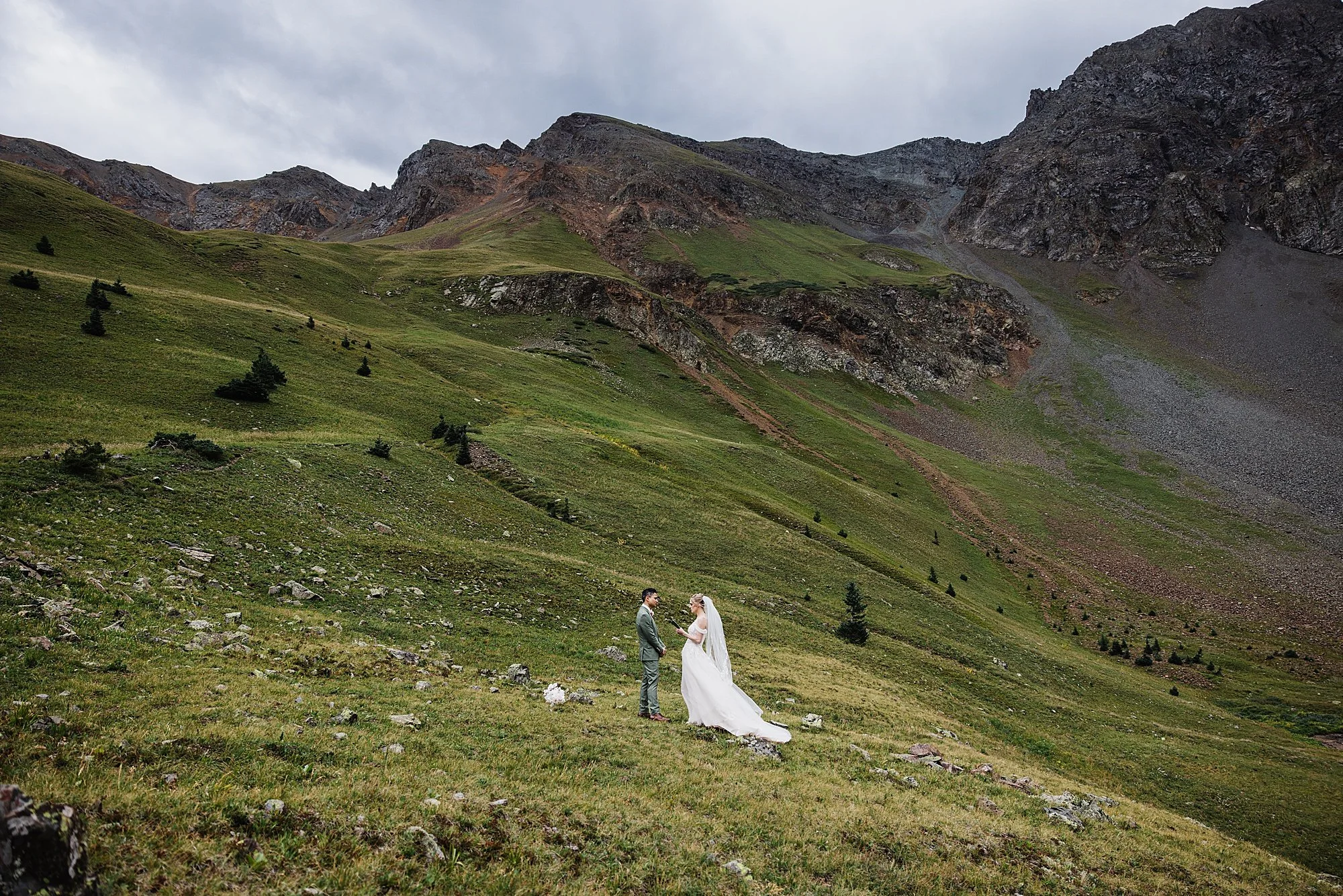 Adventure-Elopement-in-Ouray-Colorado-025.jpg