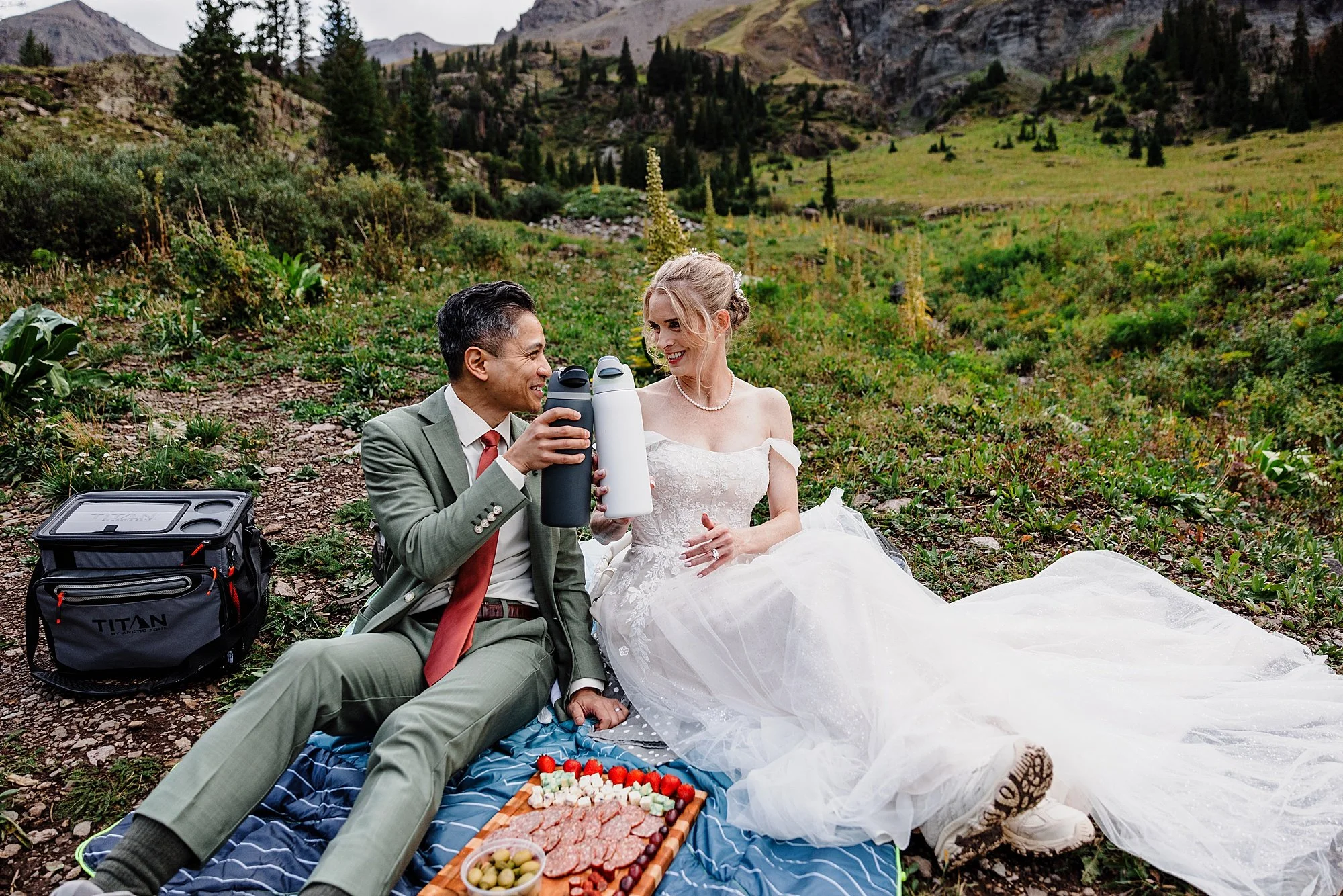 Adventure-Elopement-in-Ouray-Colorado-046.jpg