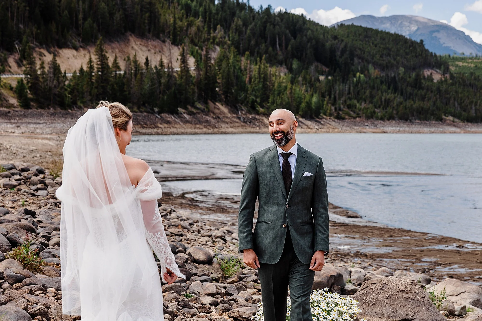 Wedding-at-the-new-Sapphire-Point-Overlook-in-Breckenridge-Colorado_0003.jpg