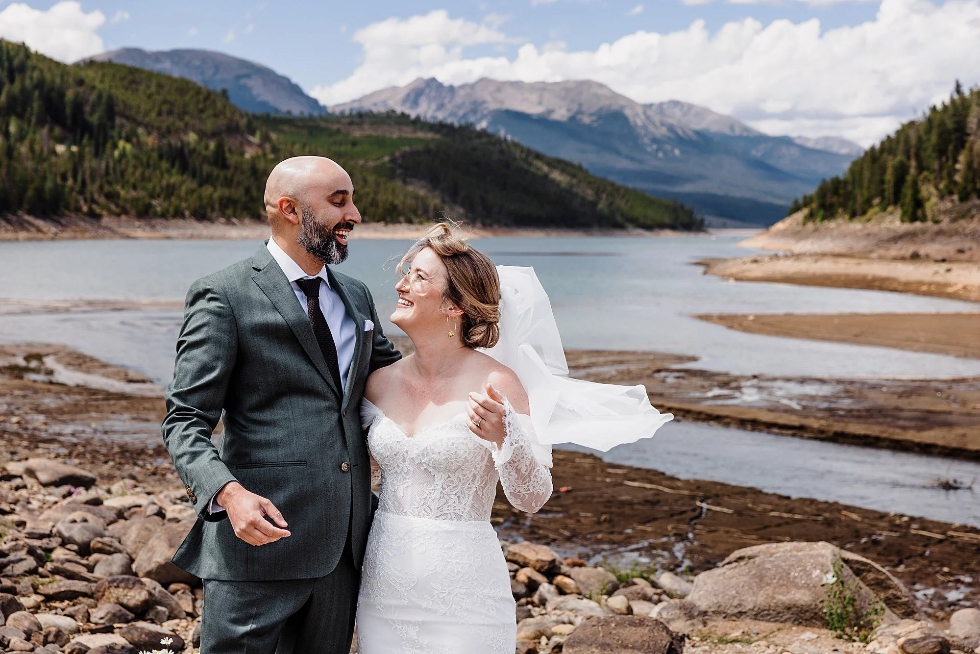 Wedding-at-the-new-Sapphire-Point-Overlook-in-Breckenridge-Colorado_0009.jpg