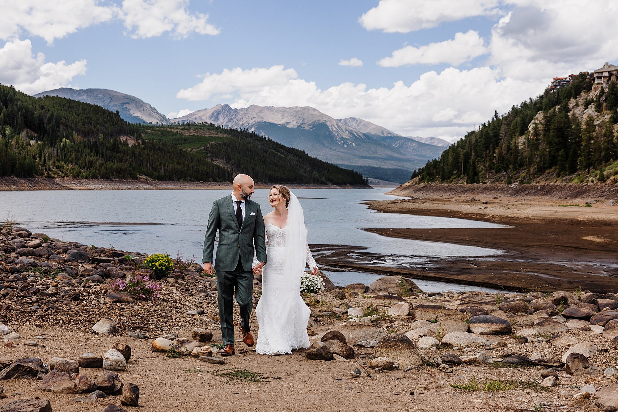 Wedding-at-the-new-Sapphire-Point-Overlook-in-Breckenridge-Colorado_0011.jpg