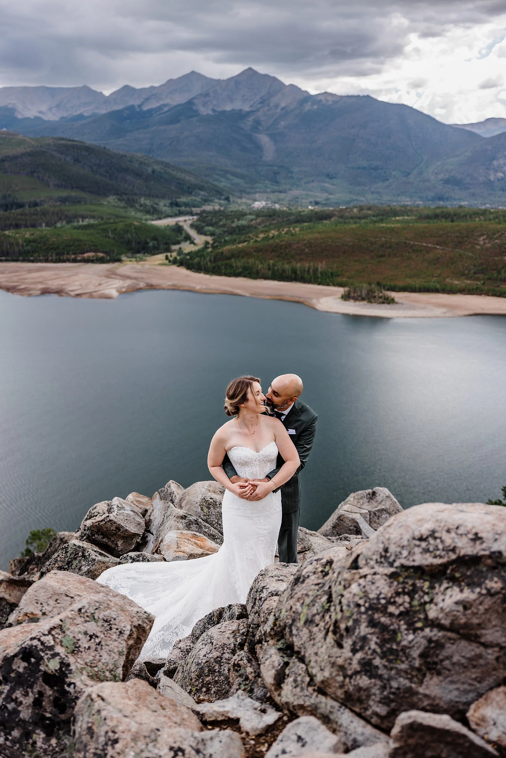 Wedding-at-the-new-Sapphire-Point-Overlook-in-Breckenridge-Colorado_0045.jpg