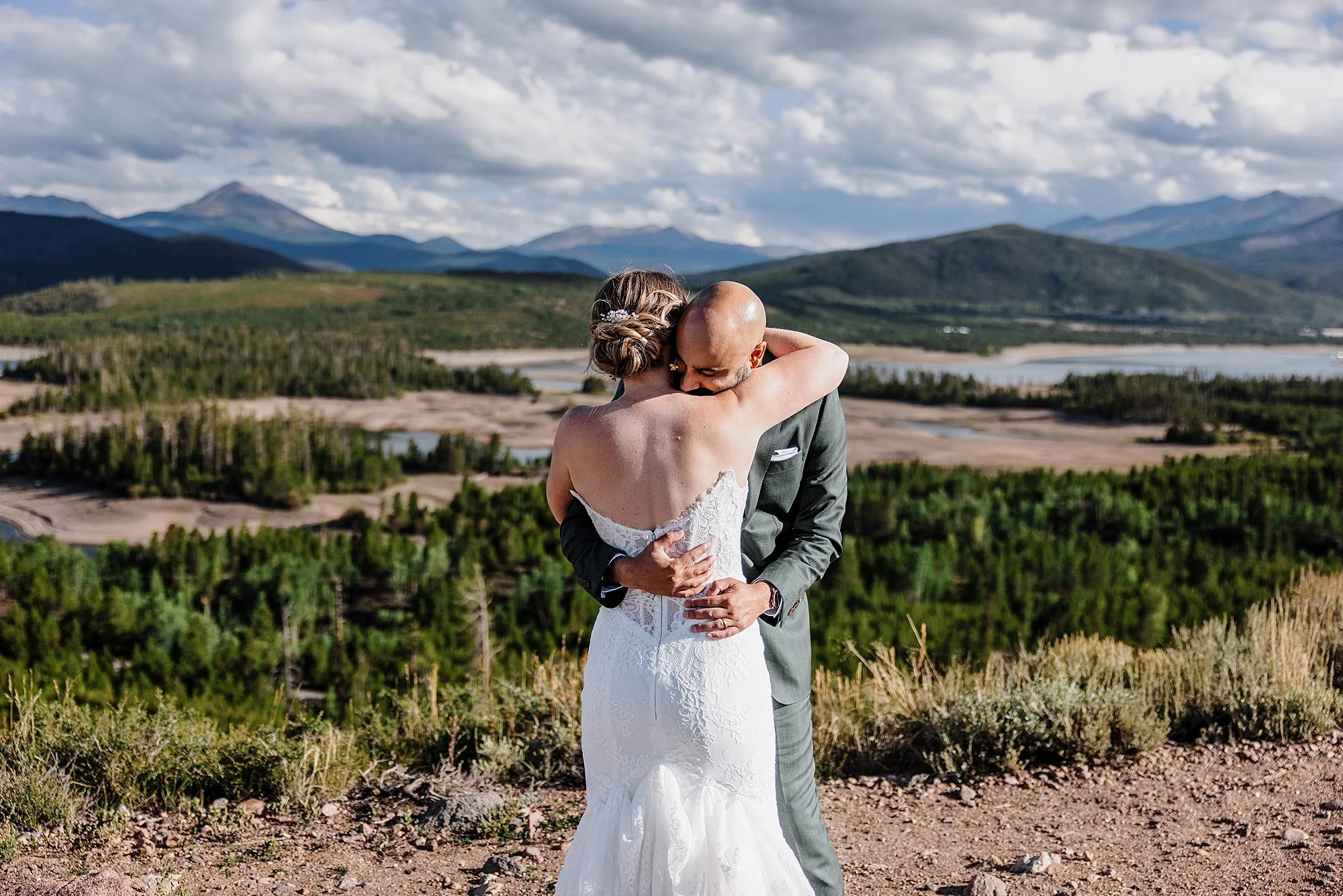 Wedding-at-the-new-Sapphire-Point-Overlook-in-Breckenridge-Colorado_0060.jpg
