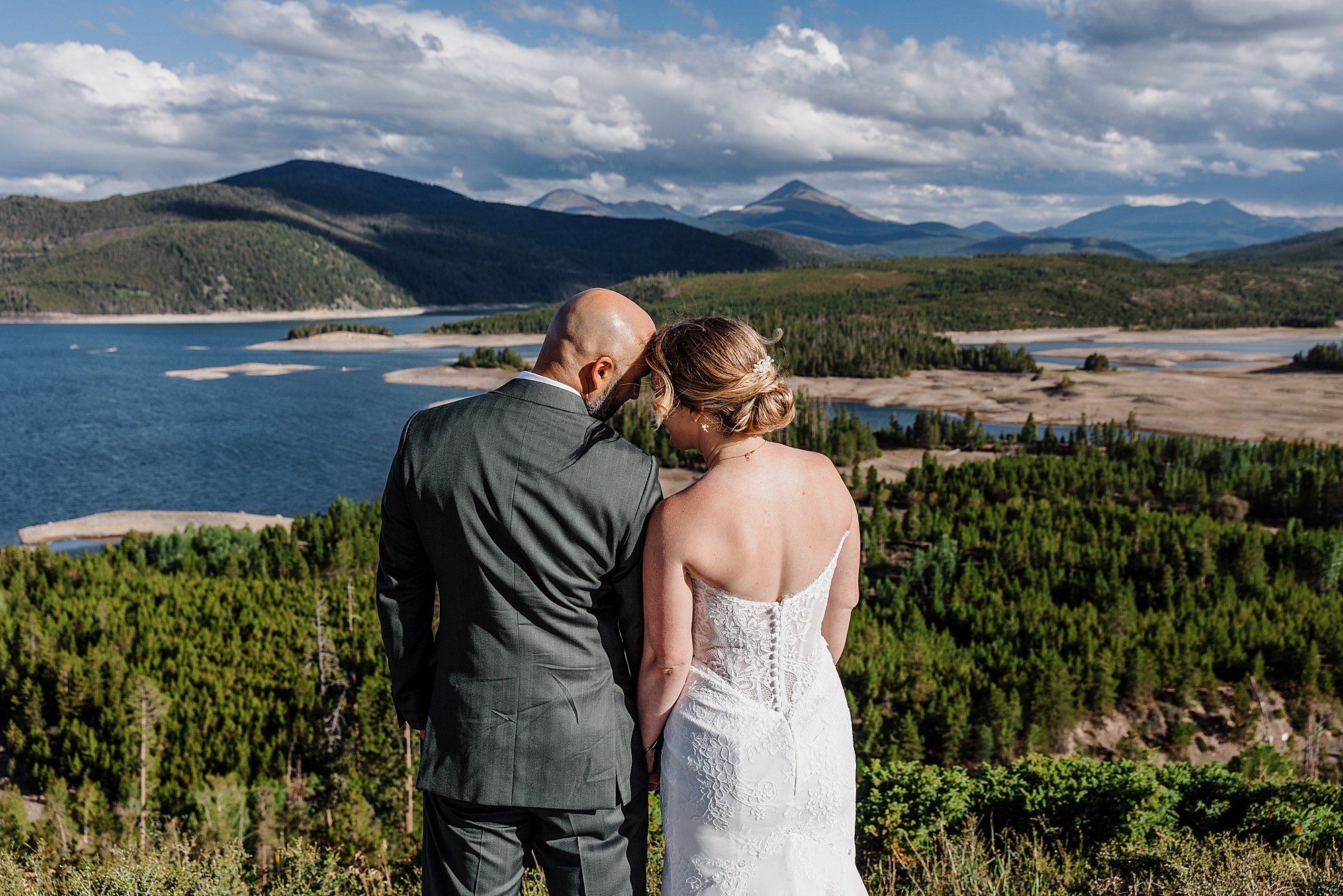 Wedding-at-the-new-Sapphire-Point-Overlook-in-Breckenridge-Colorado_0065.jpg
