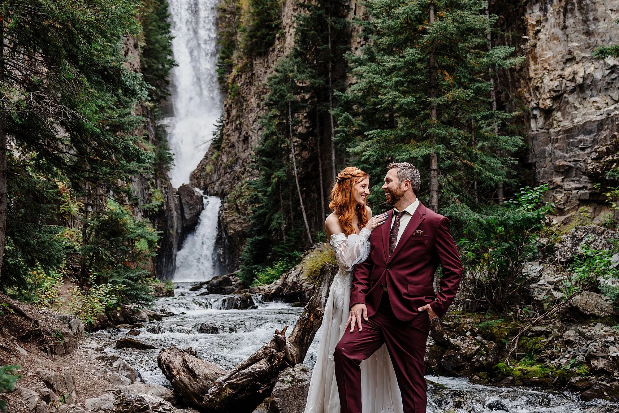 Sunset-Waterfall-Elopement-in-Telluride_0007.jpg