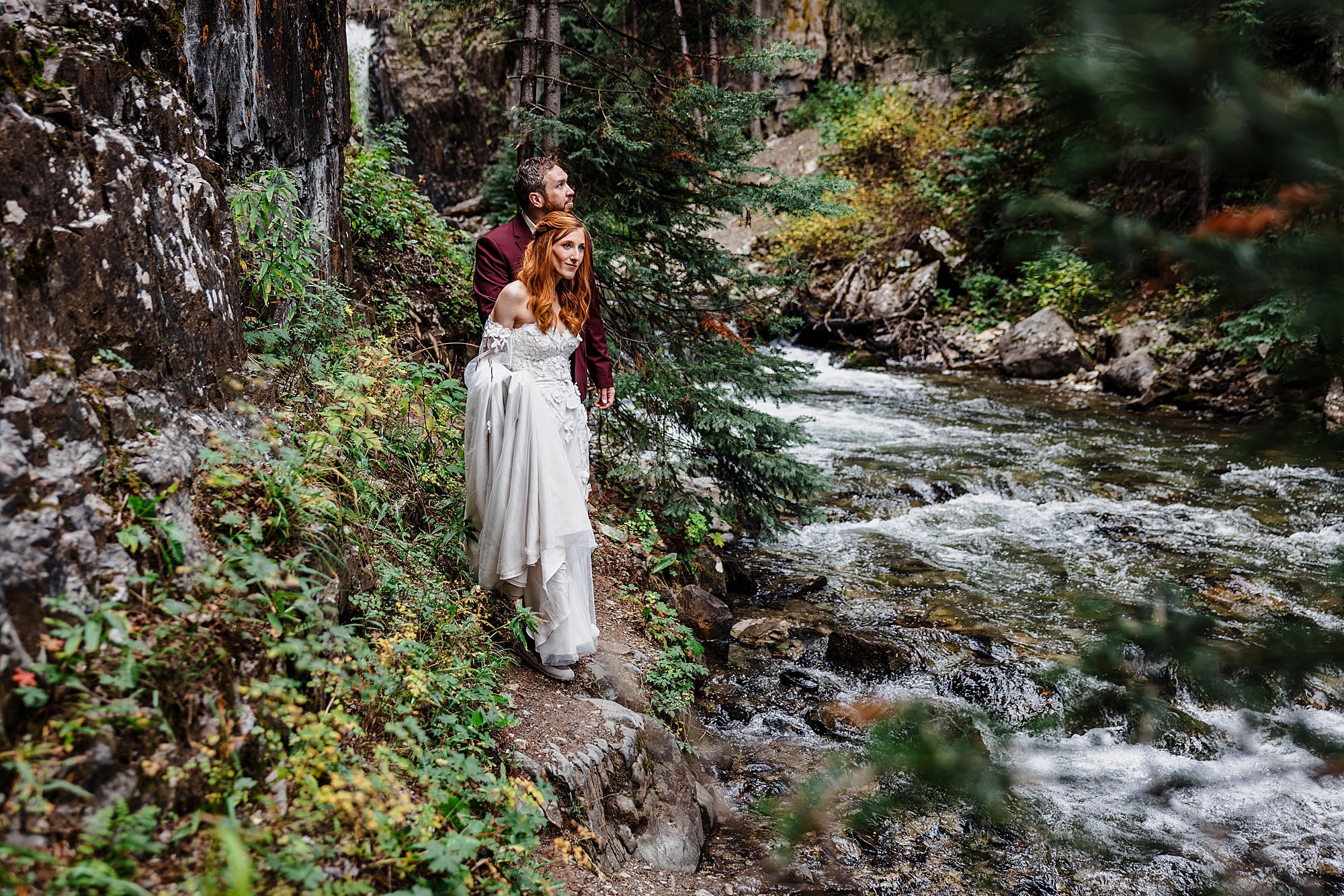 Sunset-Waterfall-Elopement-in-Telluride_0010.jpg