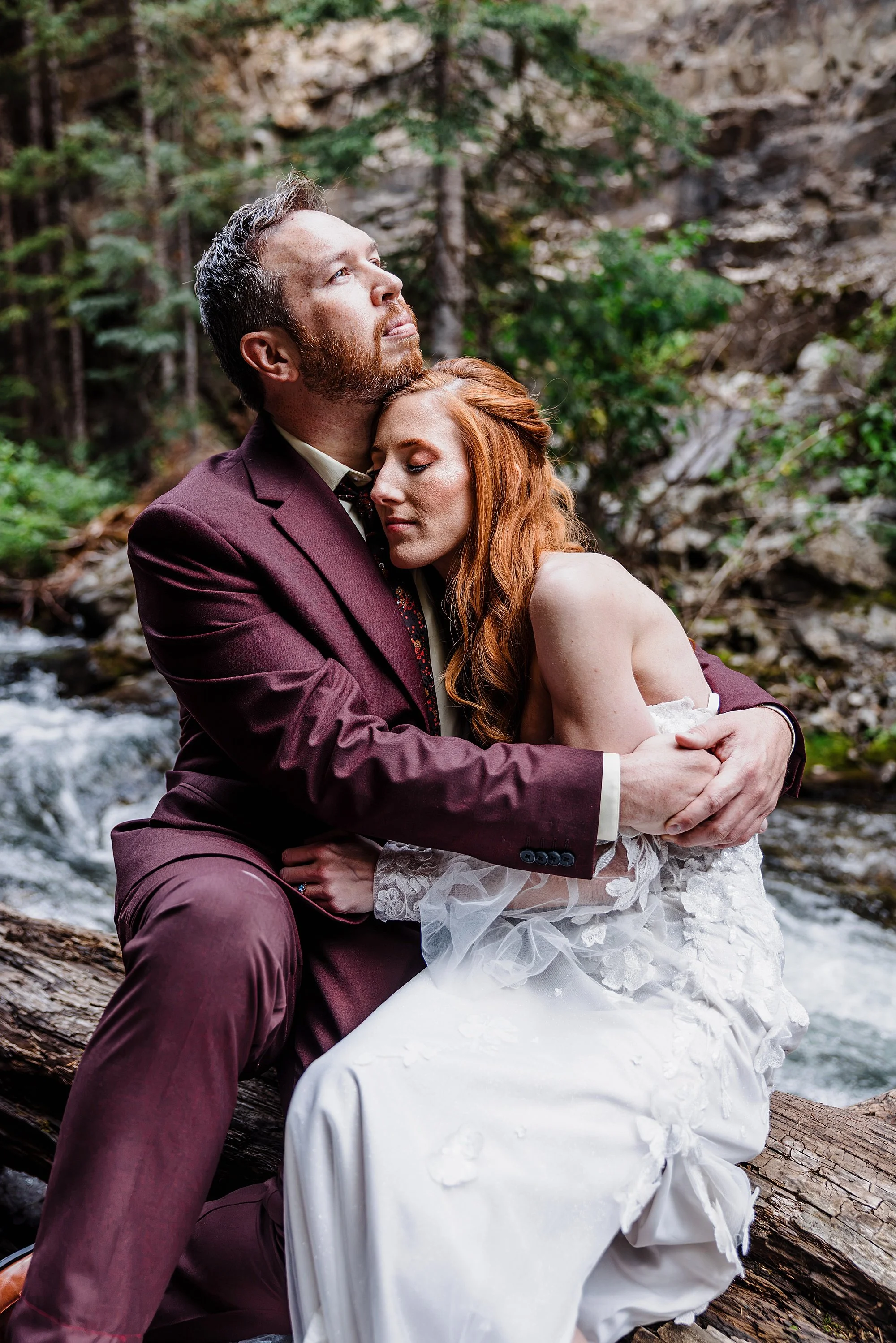Sunset-Waterfall-Elopement-in-Telluride_0012.jpg