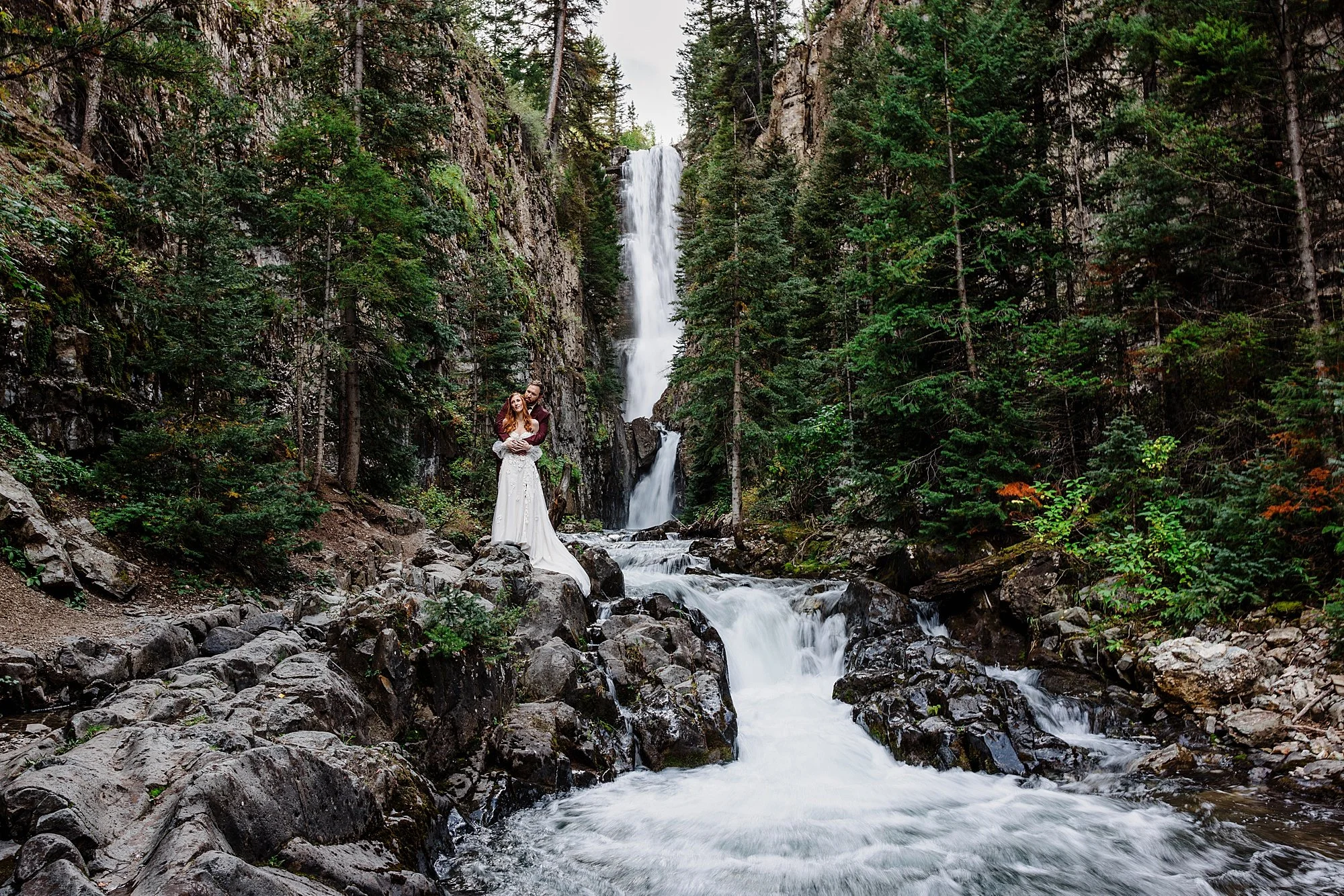 Sunset-Waterfall-Elopement-in-Telluride_0017.jpg