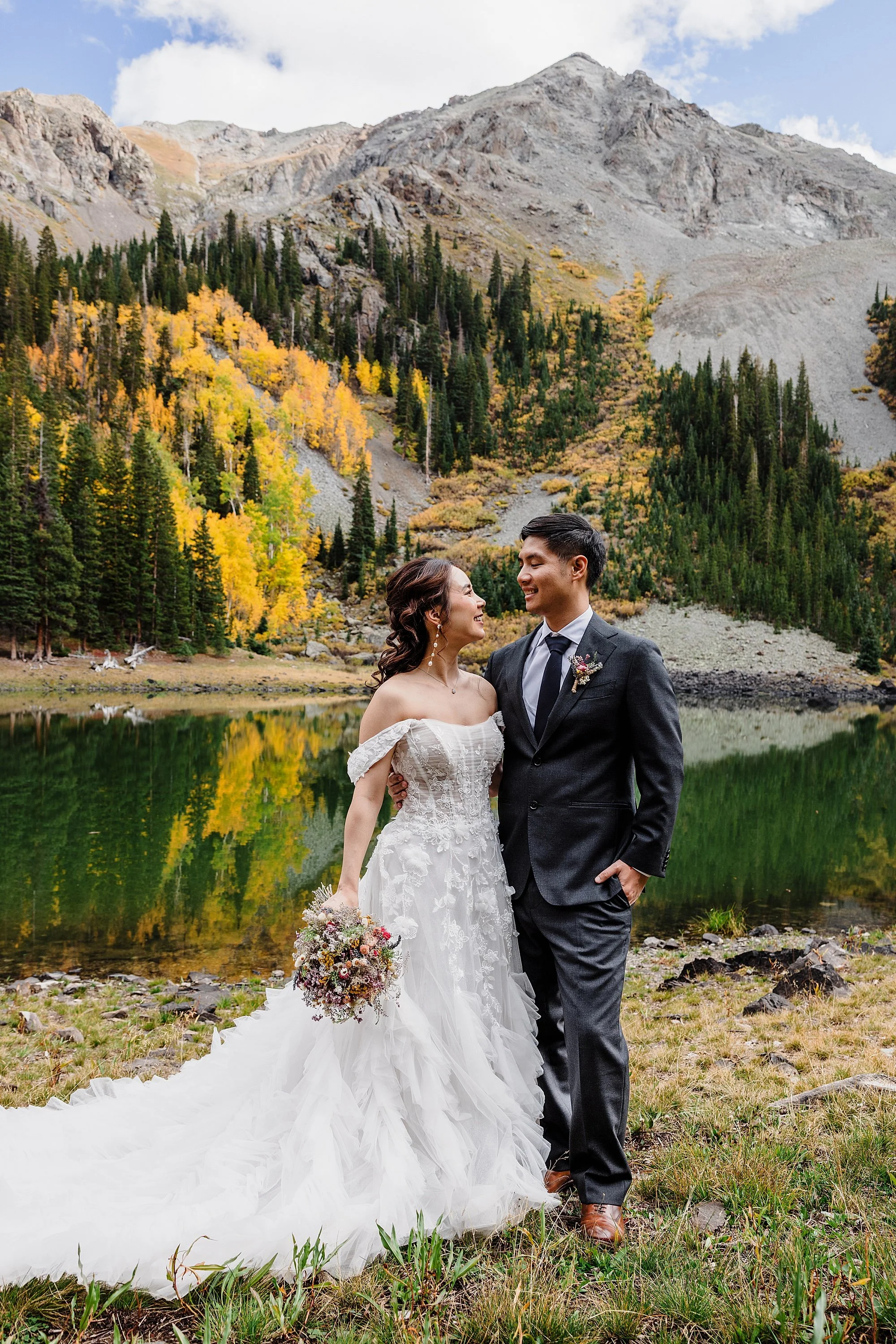 Fall-Elopement-in-Telluride-Colorado-Sunrise-to-Sunset_0052.jpg