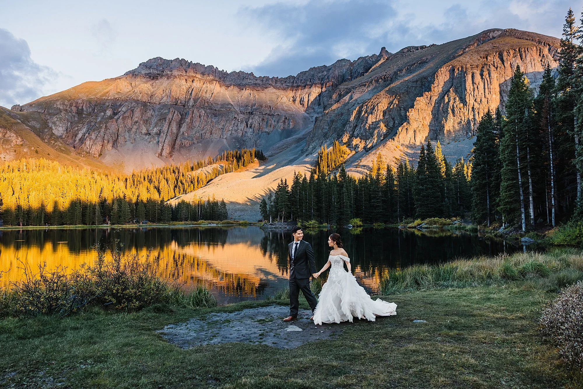 Fall-Elopement-in-Telluride-Colorado-Sunrise-to-Sunset_0077.jpg