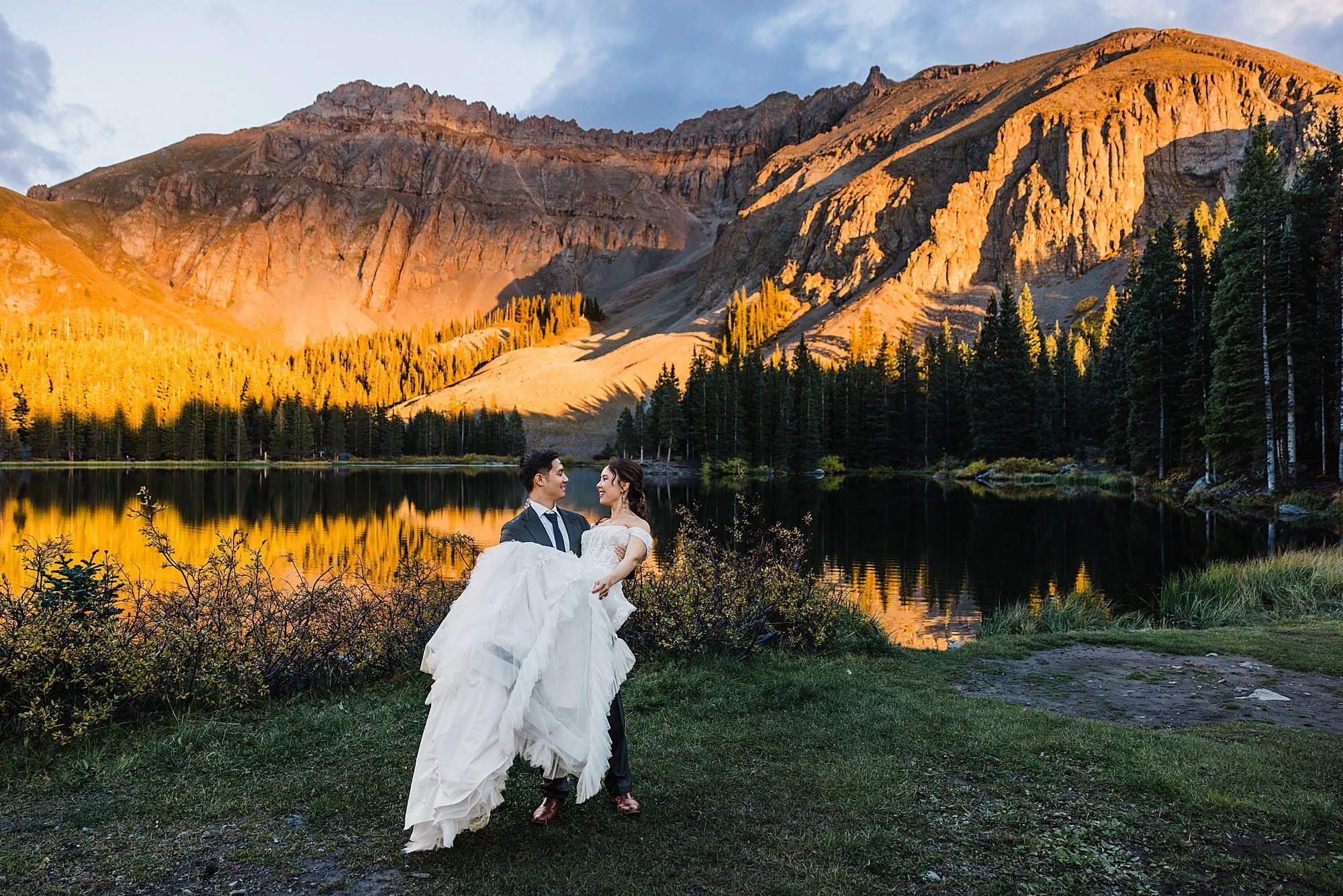 Fall-Elopement-in-Telluride-Colorado-Sunrise-to-Sunset_0079.jpg