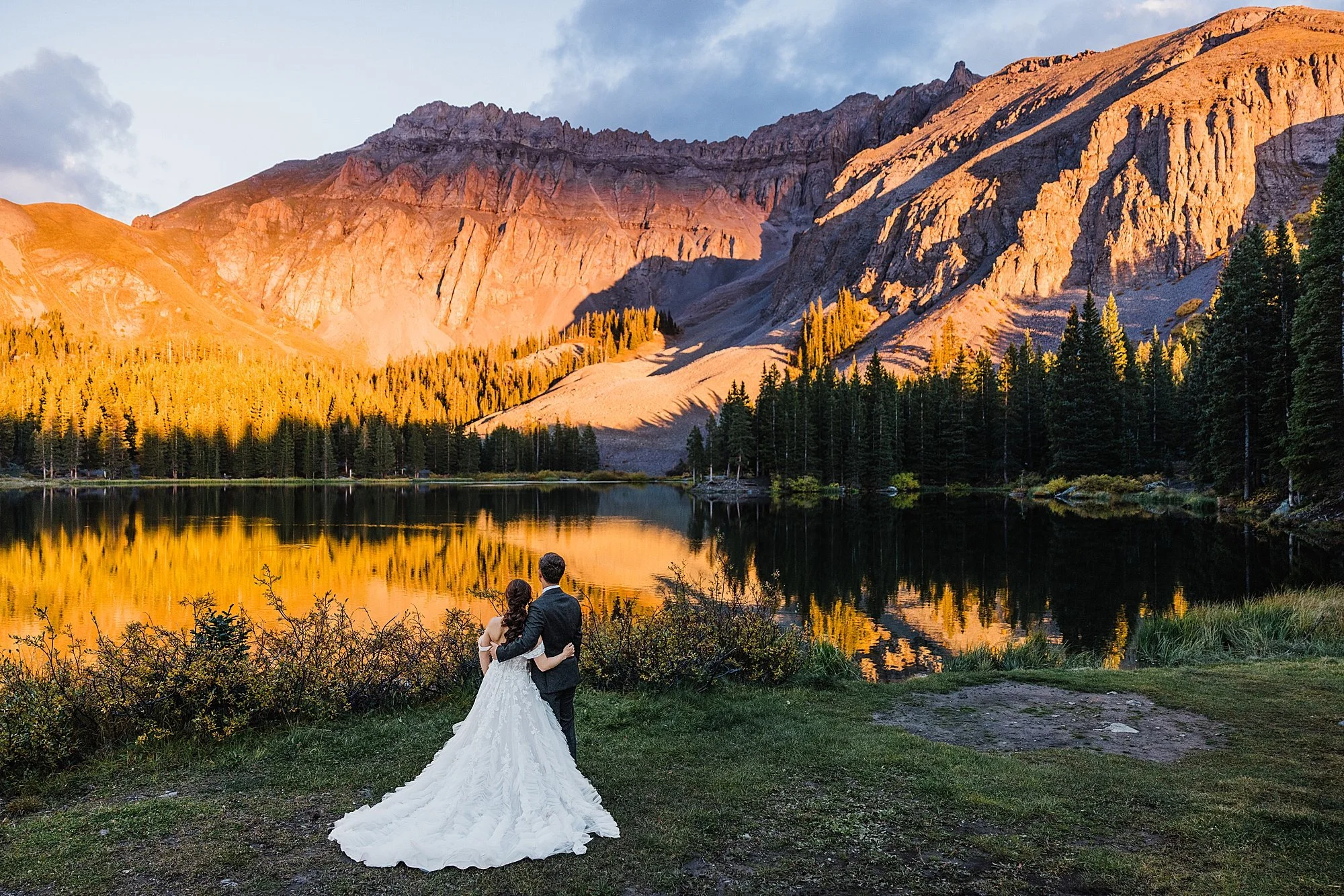Fall-Elopement-in-Telluride-Colorado-Sunrise-to-Sunset_0081.jpg