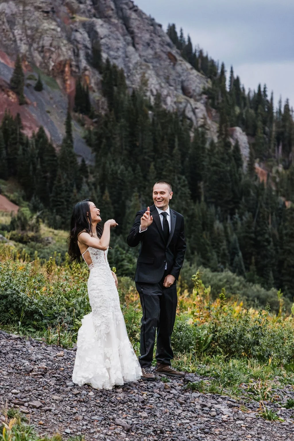 2-Day-Elopement-in-Ouray-Colorado_Vow-of-the-Wild-174.jpg