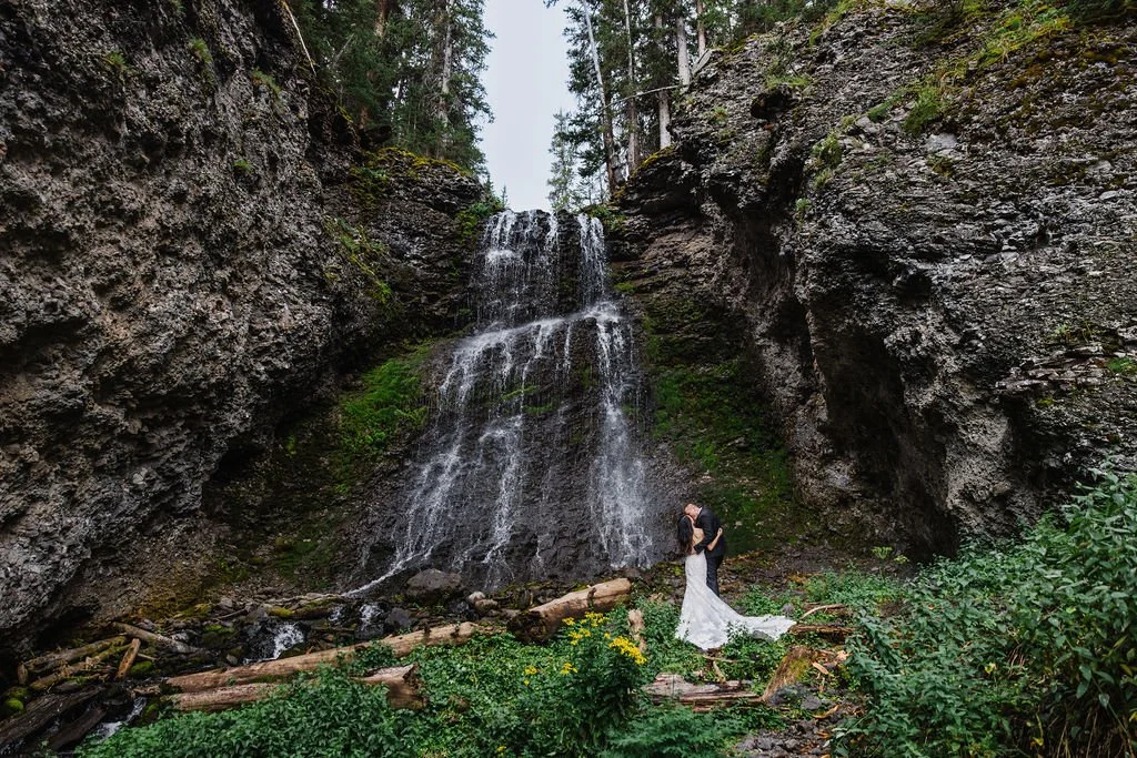 2-Day-Elopement-in-Ouray-Colorado_Vow-of-the-Wild-140.jpg