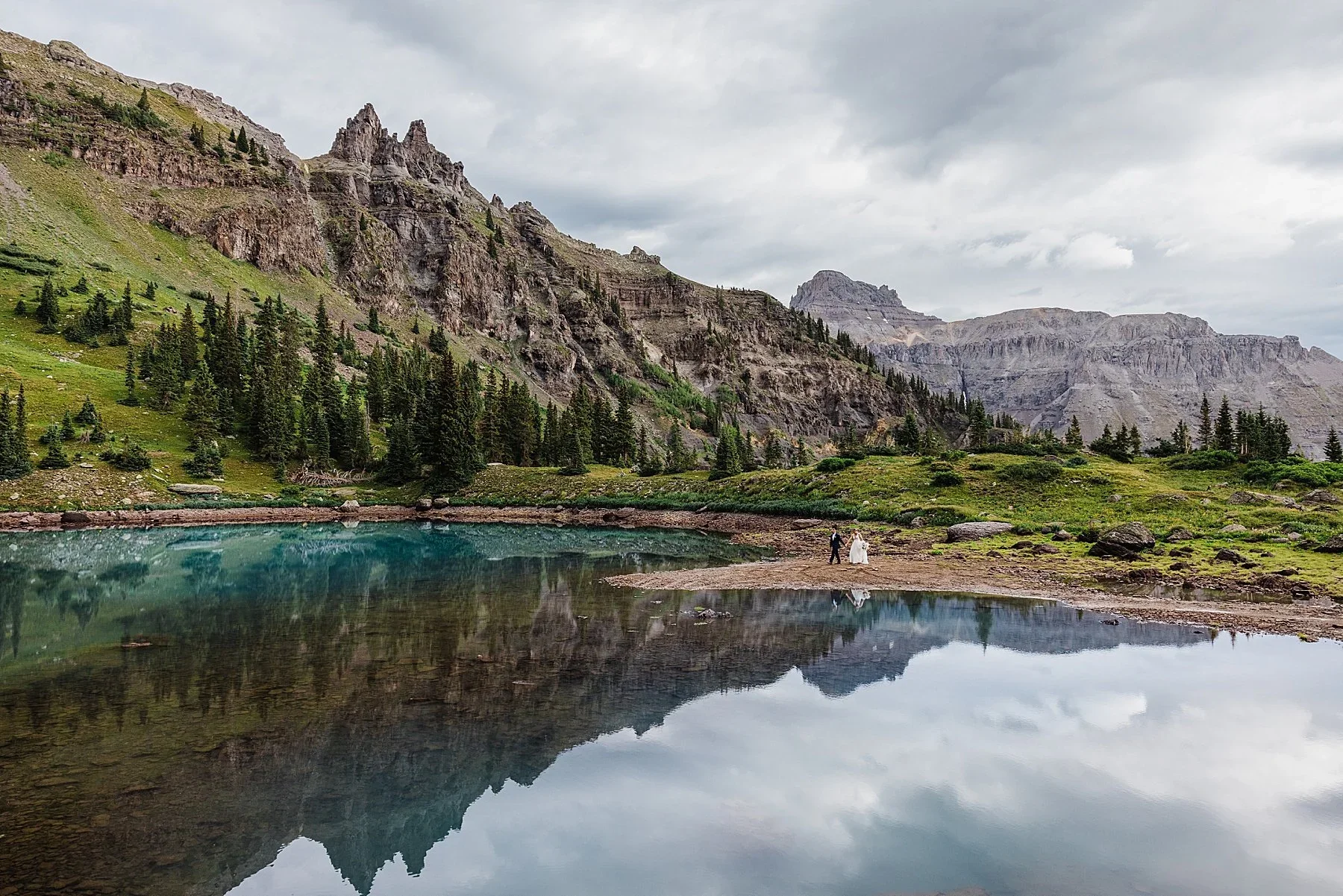 Summer-Elopement-in-Ouray-Colorado_0026.webp