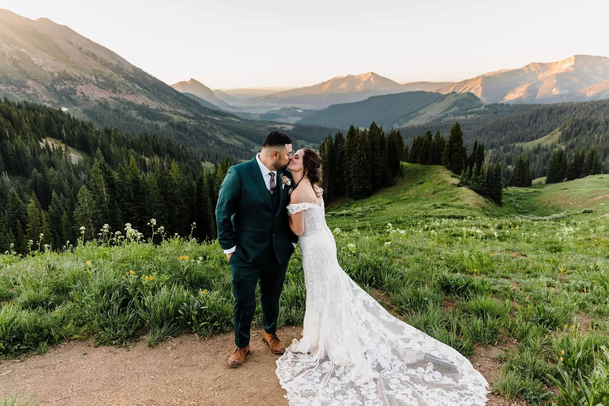 Sunrise mountain elopement in Crested Butte