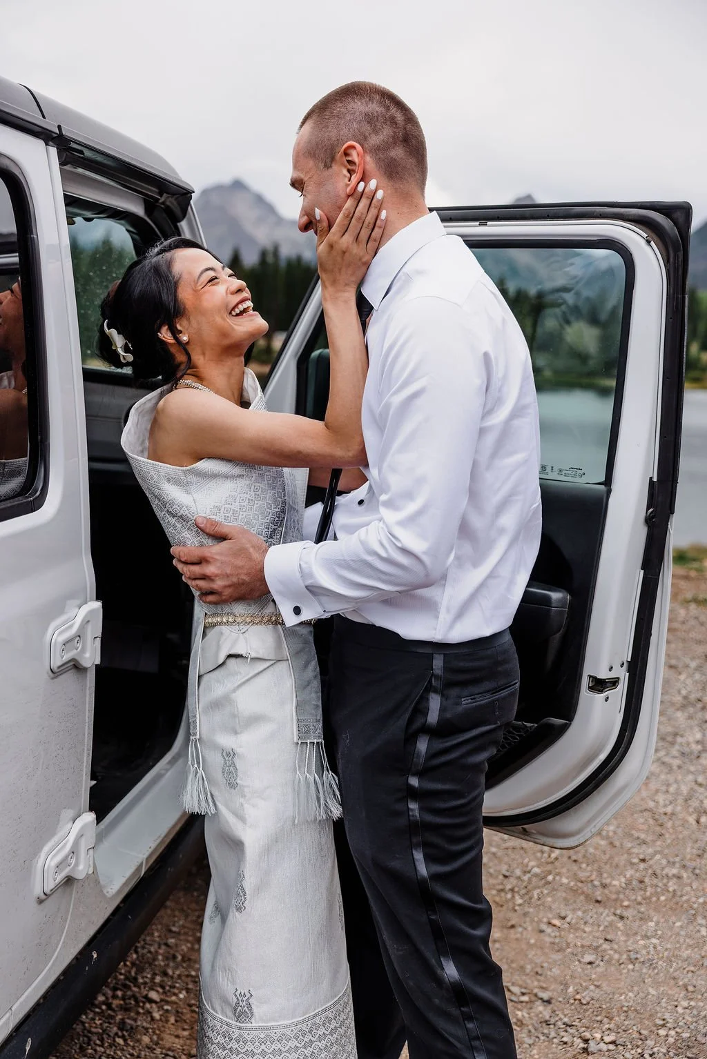 2-Day-Elopement-in-Ouray-Colorado_Vow-of-the-Wild-020.jpg