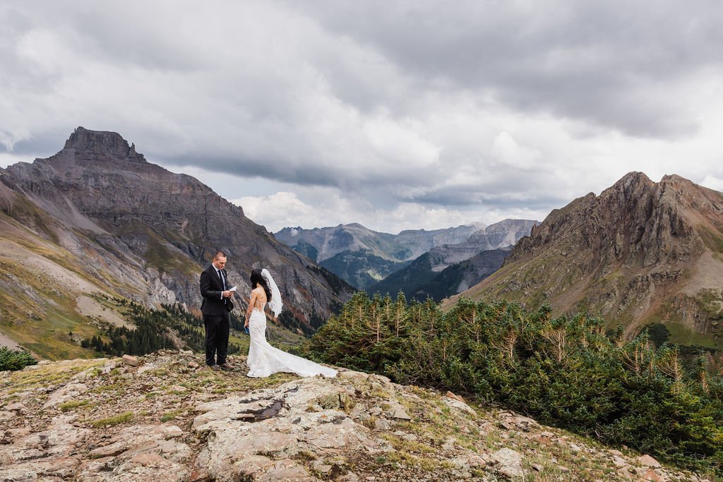 2-Day-Elopement-in-Ouray-Colorado_Vow-of-the-Wild-105.jpg