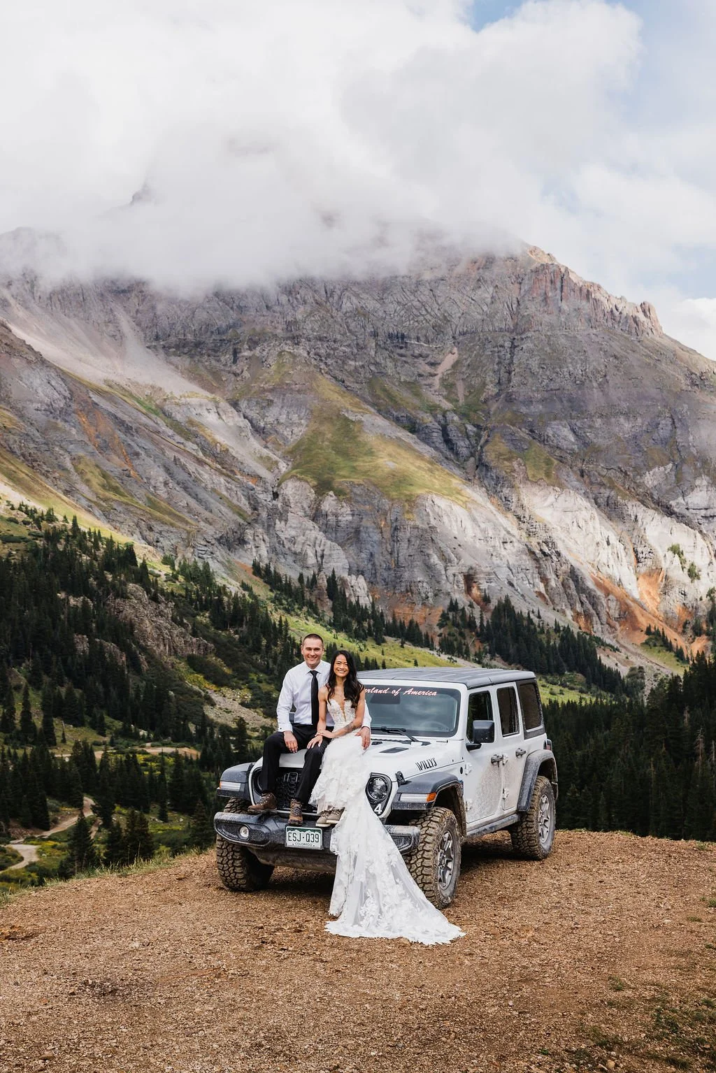 2-Day-Elopement-in-Ouray-Colorado_Vow-of-the-Wild-128.jpg