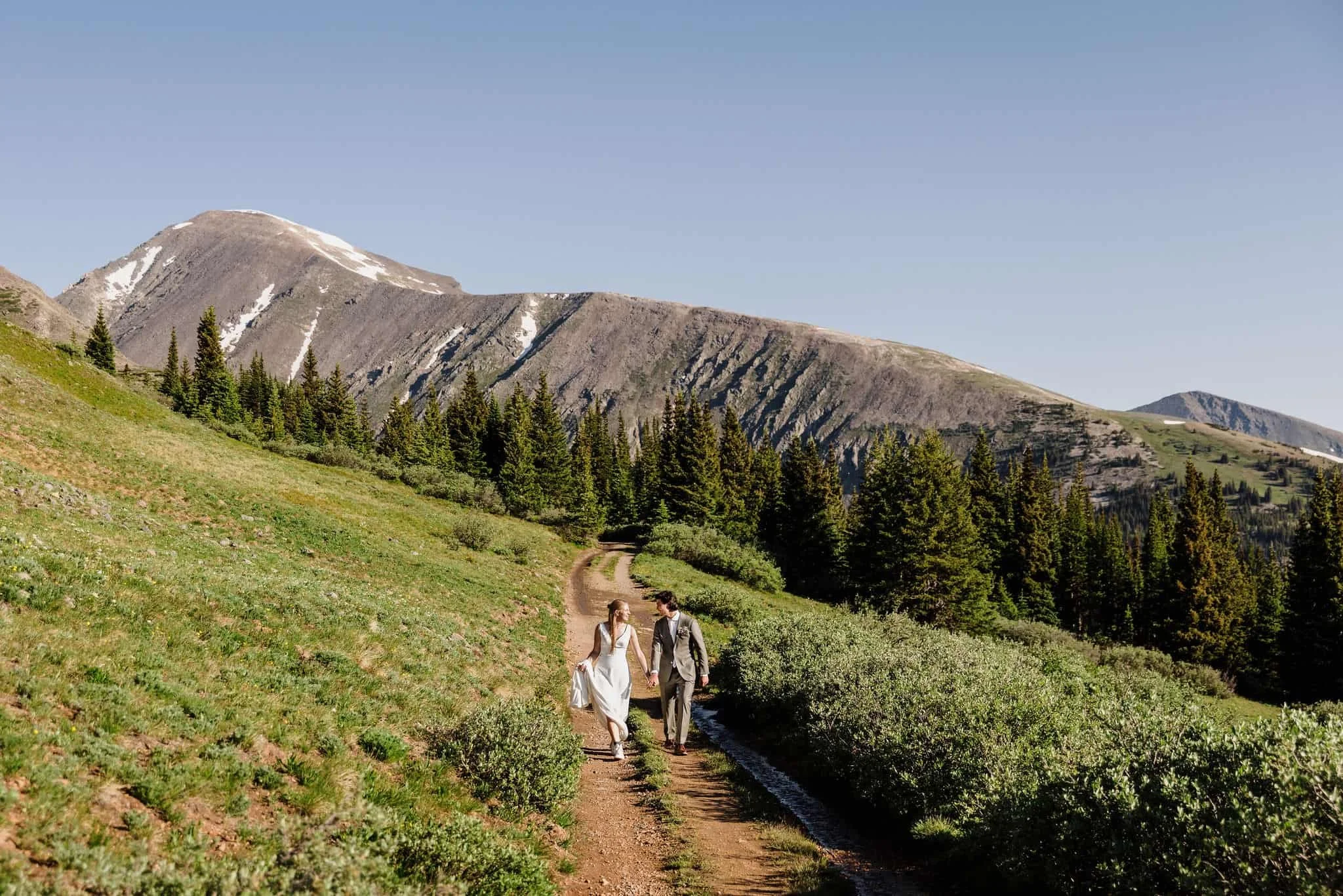 July elopement in Breckenridge