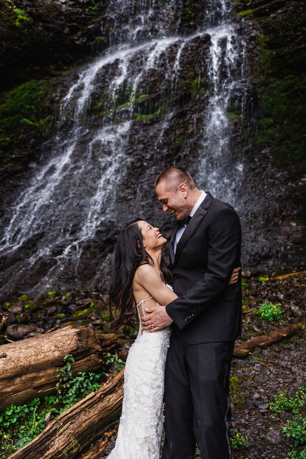 2-Day-Elopement-in-Ouray-Colorado_Vow-of-the-Wild-143.jpg