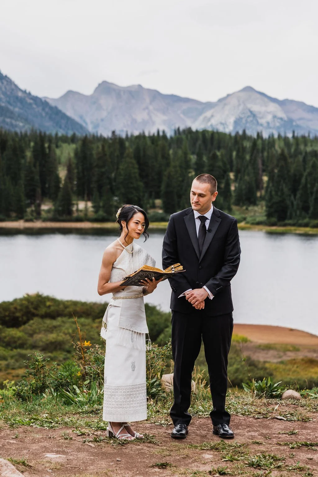 2-Day-Elopement-in-Ouray-Colorado_Vow-of-the-Wild-029.jpg