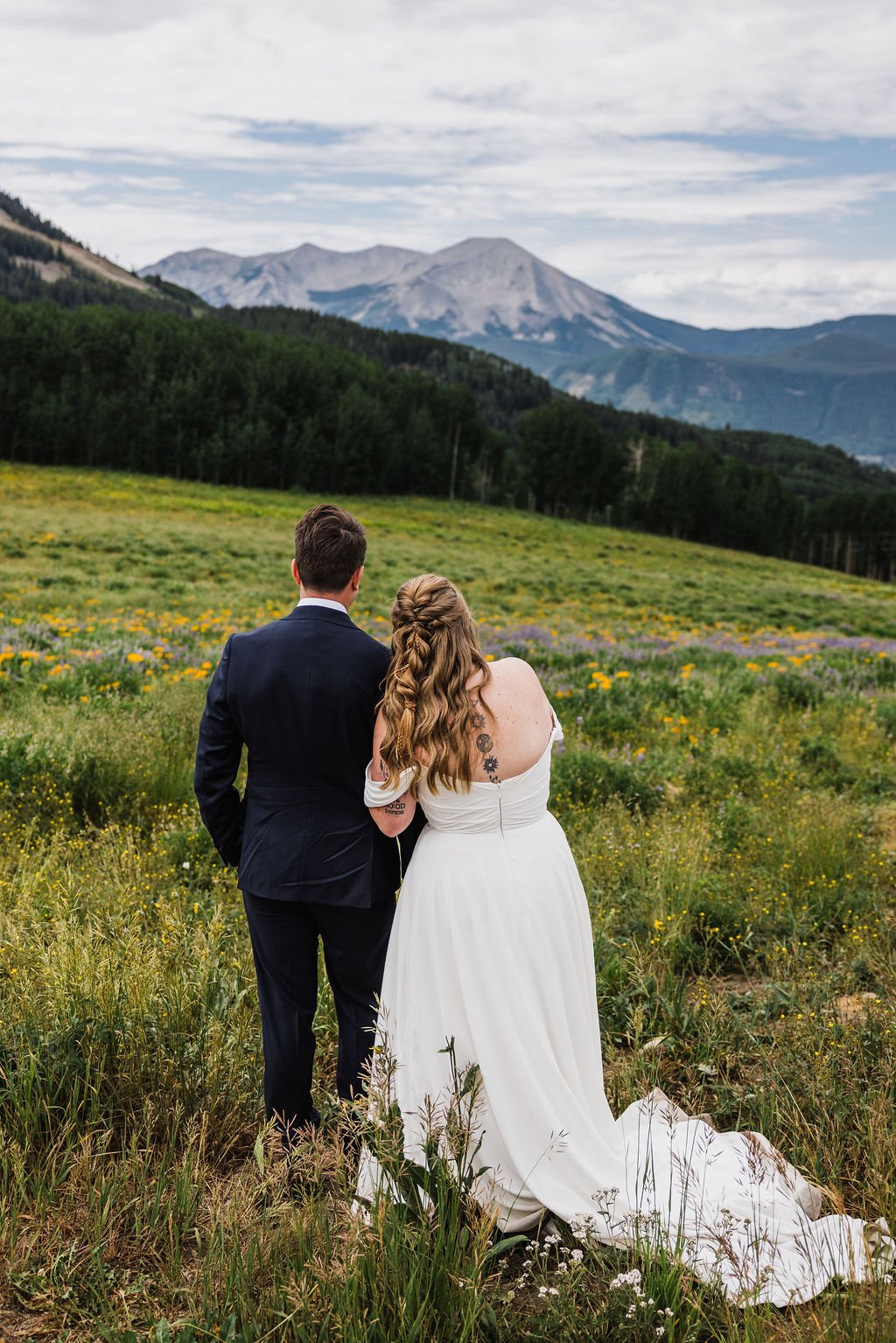 Crested-Butte-Colorado-Wildflower-Elopement_0079.jpg