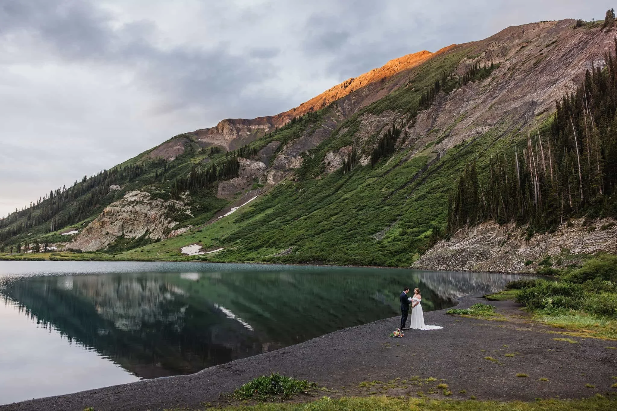 Sunrise elopement in Crested Butte