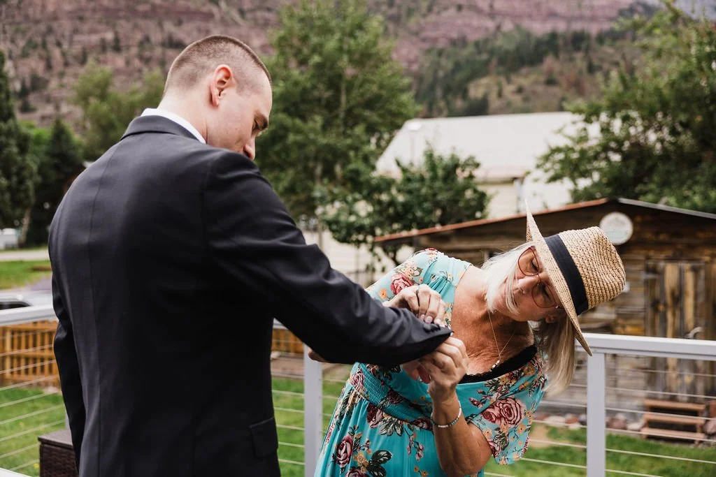 2-Day-Elopement-in-Ouray-Colorado_Vow-of-the-Wild-011.jpg