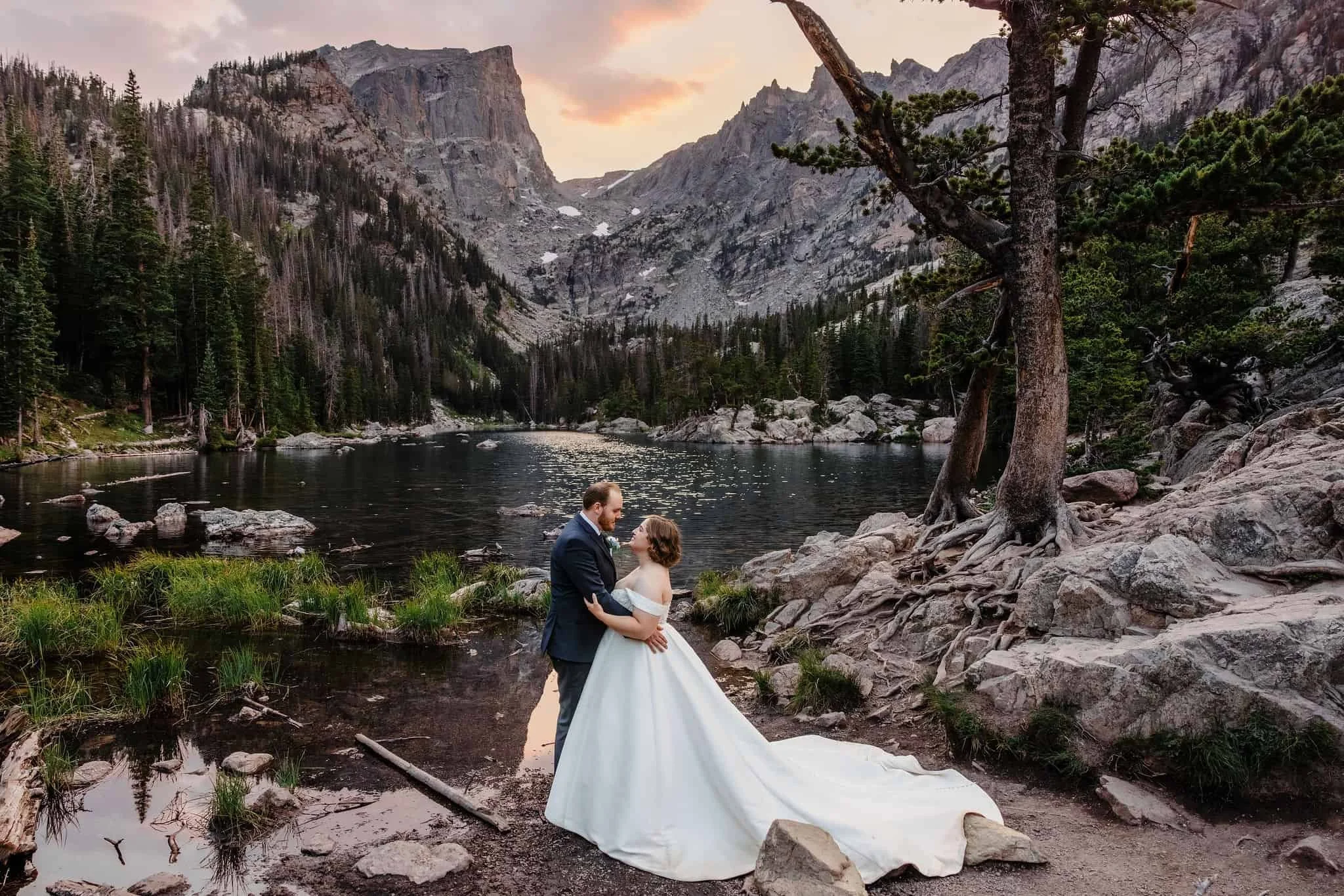 Sunset elopement in Rocky Mountain National Park
