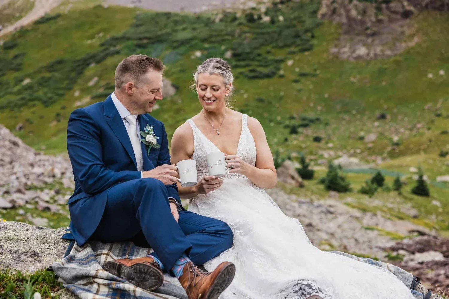 Sunrise elopement picnic in Colorado - close up photo