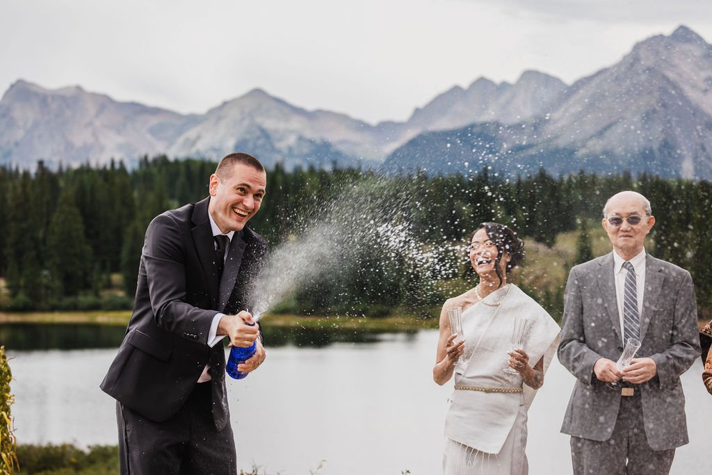 2-Day-Elopement-in-Ouray-Colorado_Vow-of-the-Wild-066.jpg