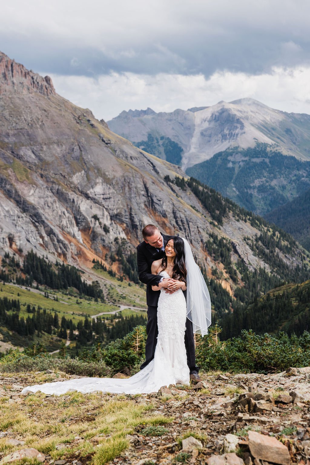 2-Day-Elopement-in-Ouray-Colorado_Vow-of-the-Wild-124.jpg
