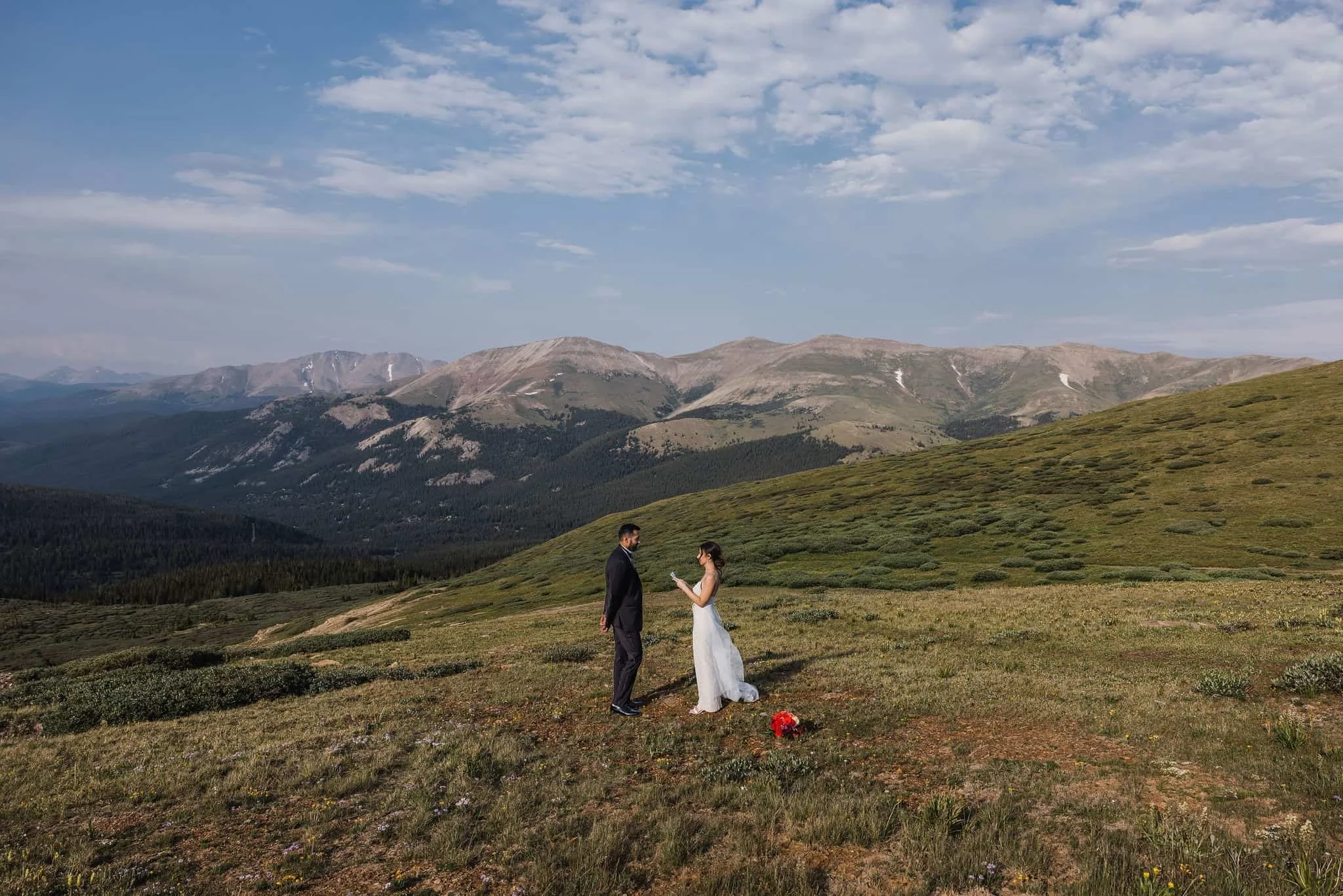 Mountain elopement in Colorado