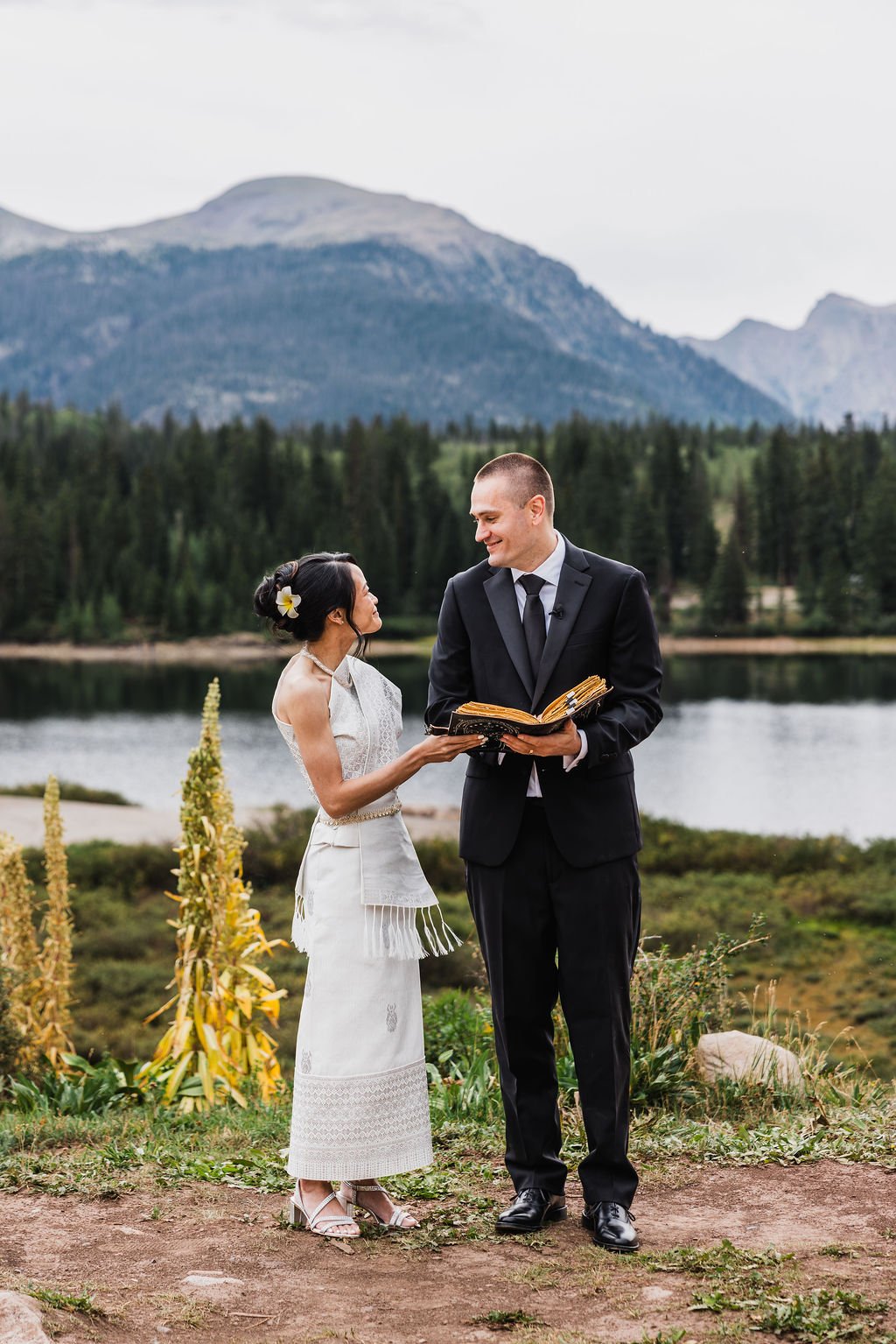 2-Day-Elopement-in-Ouray-Colorado_Vow-of-the-Wild-055.jpg