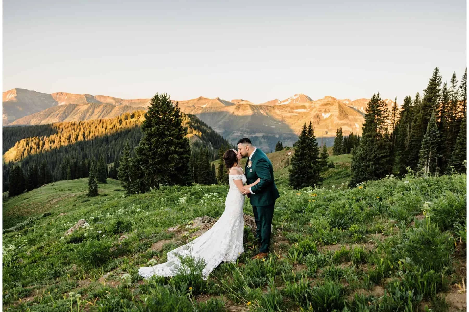Off-Road-Colorado-Elopement-Photographer38.jpg